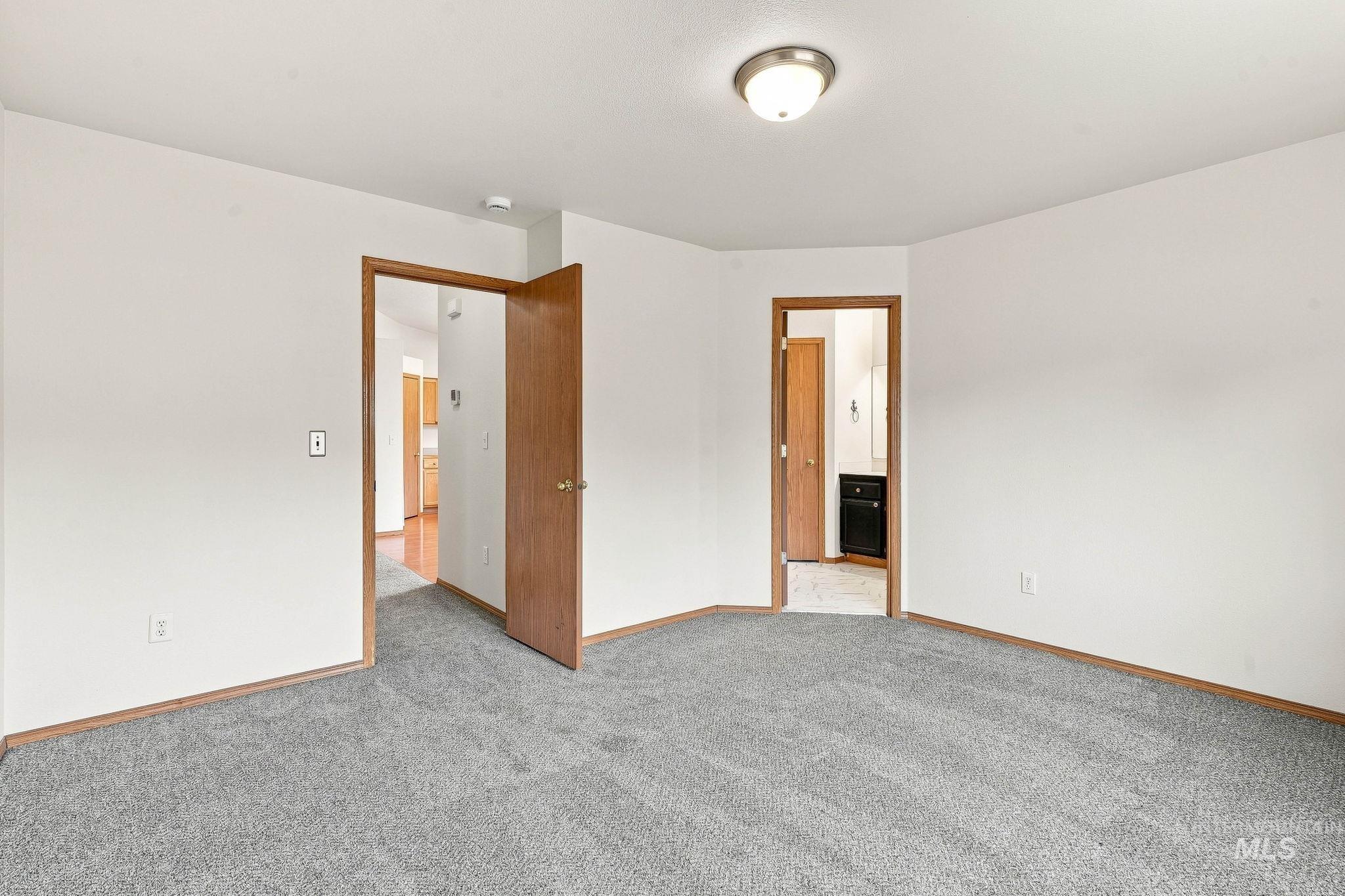 617 N Terrapin Ave, Kuna, Idaho 83634, 3 Bedrooms, 2 Bathrooms, Residential For Sale, Price $340,000,MLS 98999729
