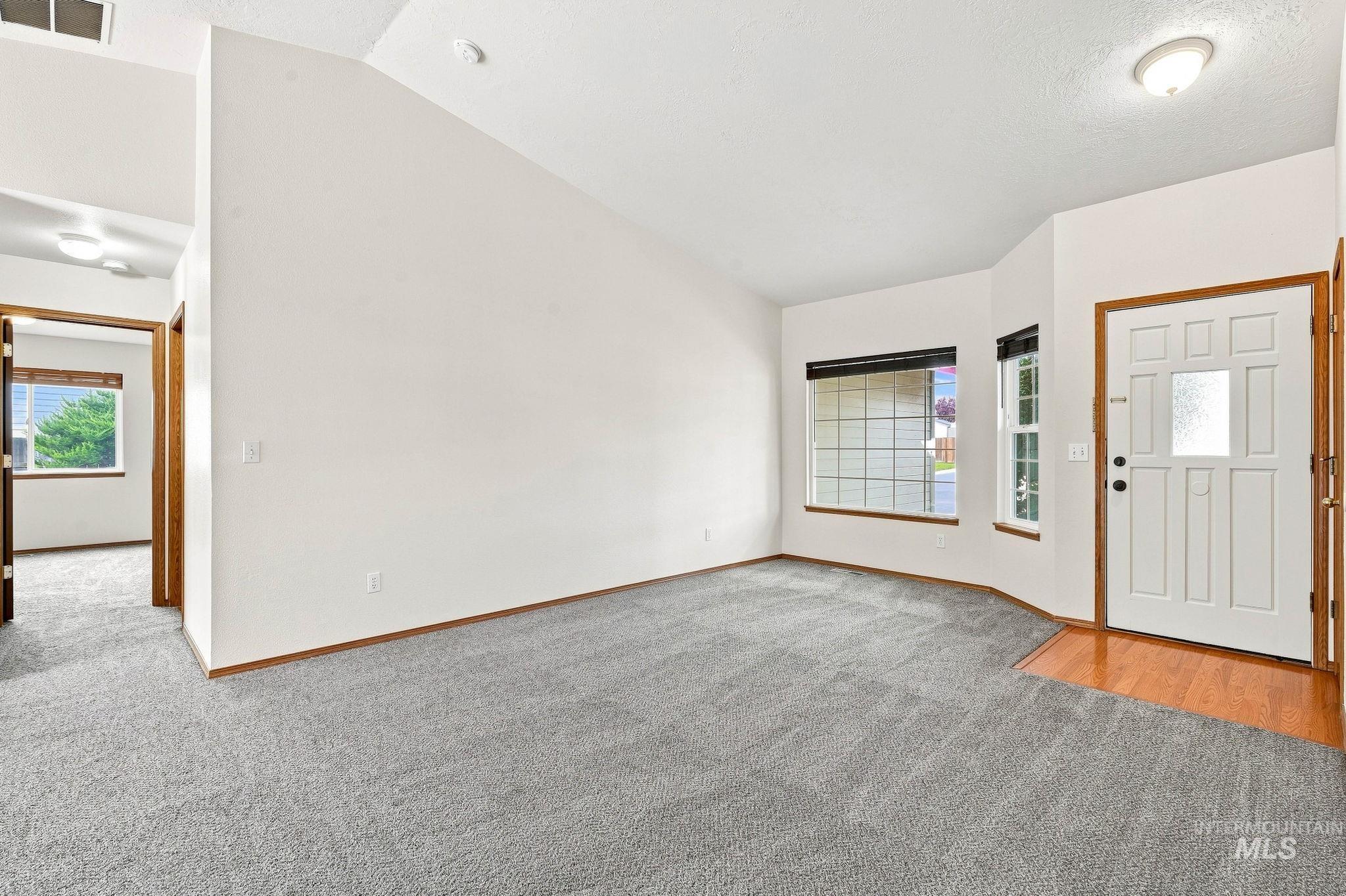 617 N Terrapin Ave, Kuna, Idaho 83634, 3 Bedrooms, 2 Bathrooms, Residential For Sale, Price $340,000,MLS 98999729