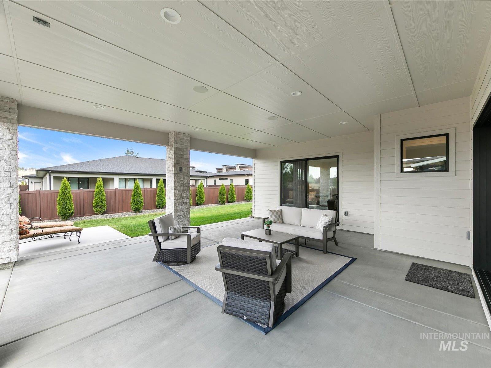 9922 W Gladiola Ct, Star, Idaho 83669, 4 Bedrooms, 3 Bathrooms, Residential For Sale, Price $1,049,800,MLS 98999730