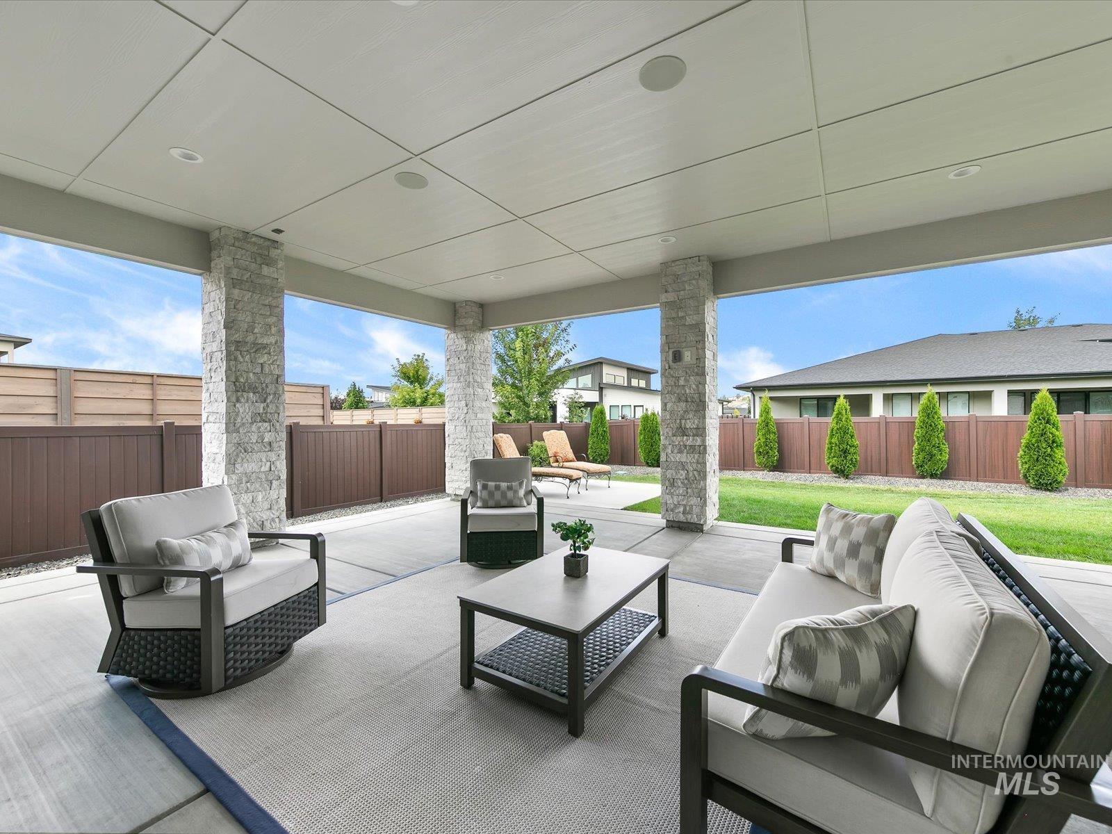 9922 W Gladiola Ct, Star, Idaho 83669, 4 Bedrooms, 3 Bathrooms, Residential For Sale, Price $1,049,800,MLS 98999730