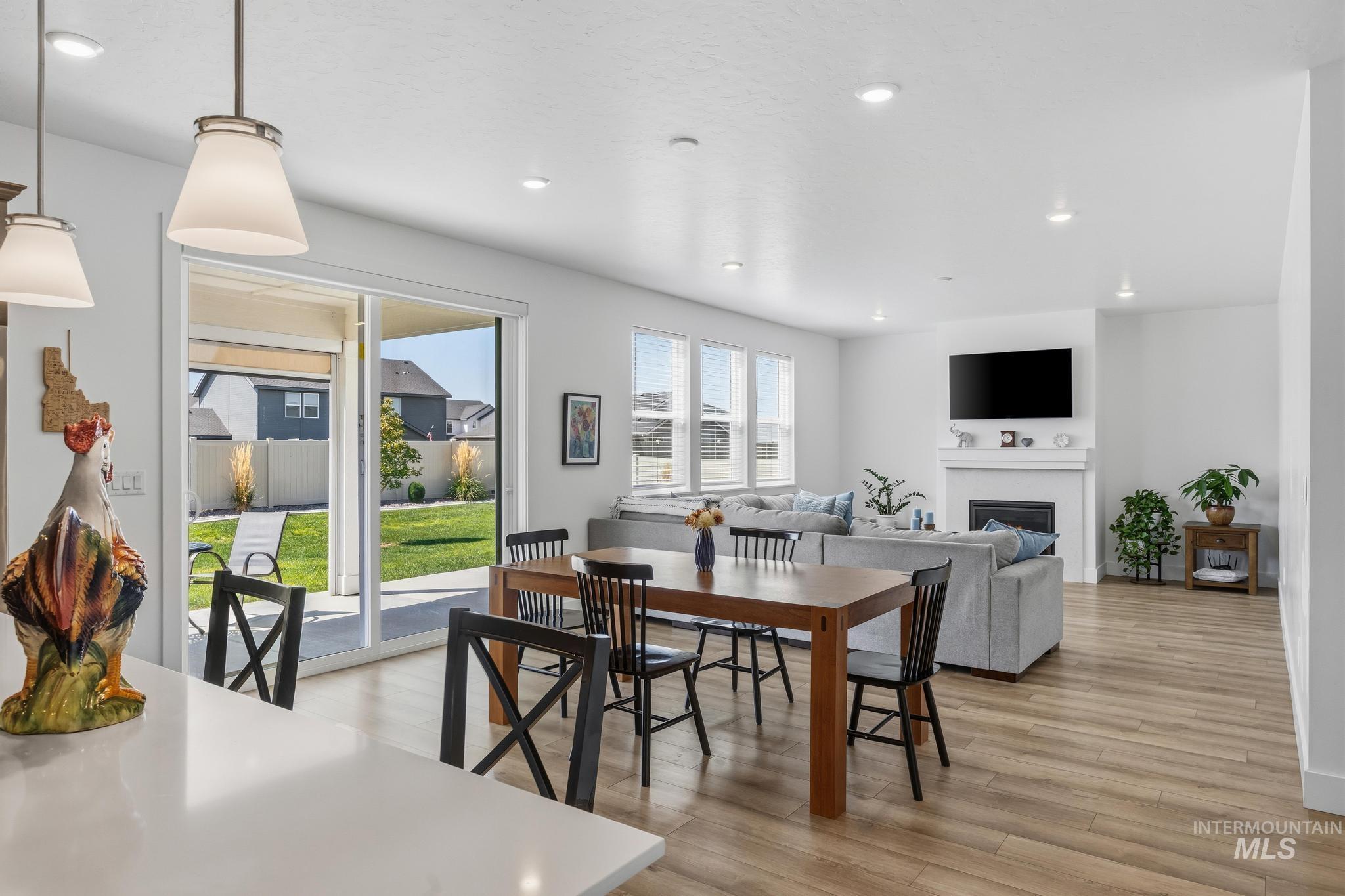 5385 E Terrace Falls Ct, Nampa, Idaho 83686, 4 Bedrooms, 3 Bathrooms, Residential For Sale, Price $599,000,MLS 98999731