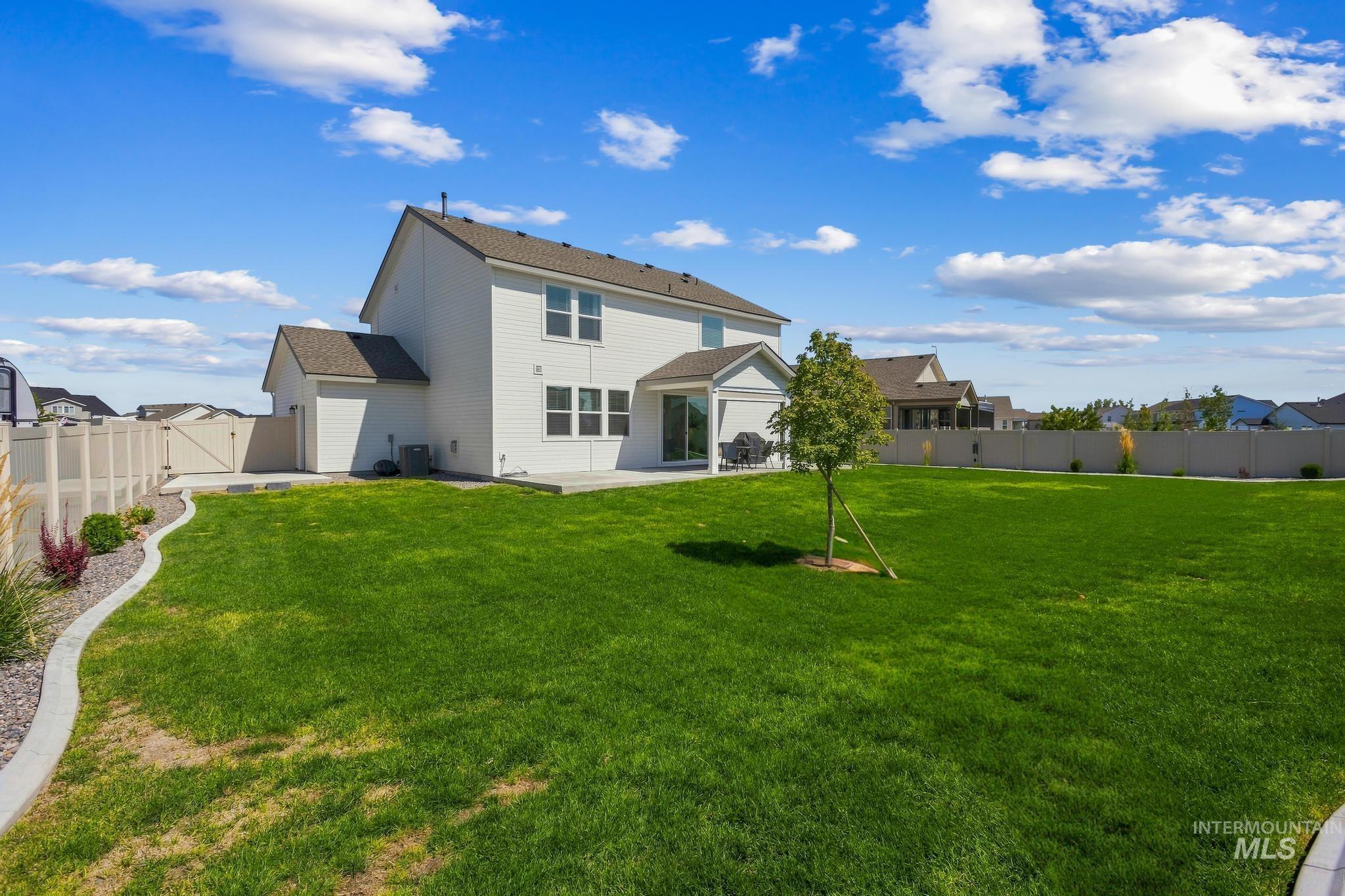 5385 E Terrace Falls Ct, Nampa, Idaho 83686, 4 Bedrooms, 3 Bathrooms, Residential For Sale, Price $599,000,MLS 98999731