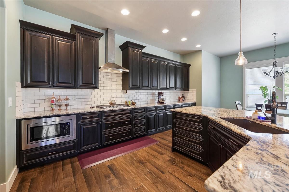 2916 W Tubac Dr, Meridian, Idaho 83646, 4 Bedrooms, 2.5 Bathrooms, Residential For Sale, Price $770,000, 98999735