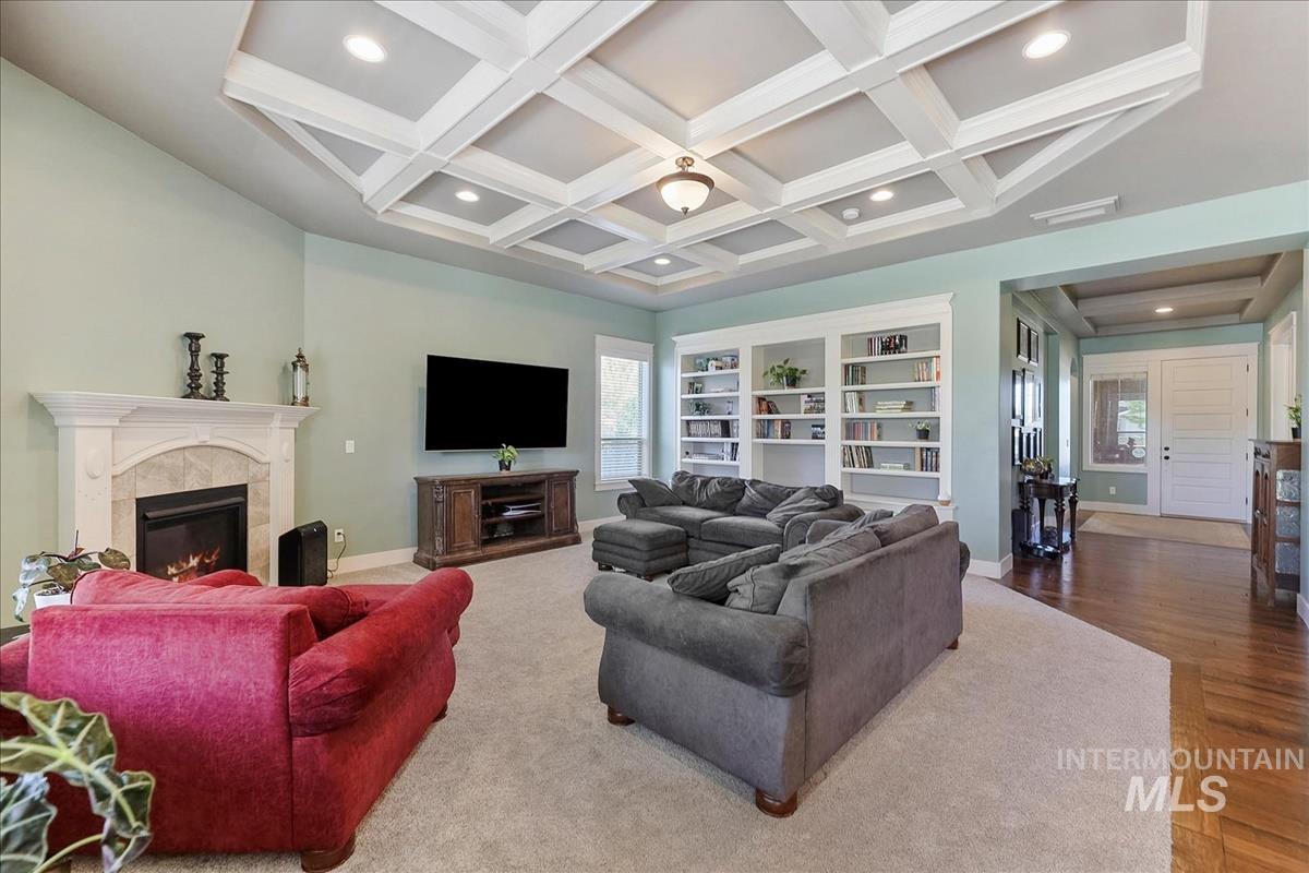 2916 W Tubac Dr, Meridian, Idaho 83646, 4 Bedrooms, 2.5 Bathrooms, Residential For Sale, Price $770,000, 98999735