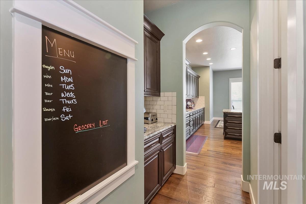 2916 W Tubac Dr, Meridian, Idaho 83646, 4 Bedrooms, 2.5 Bathrooms, Residential For Sale, Price $770,000, 98999735