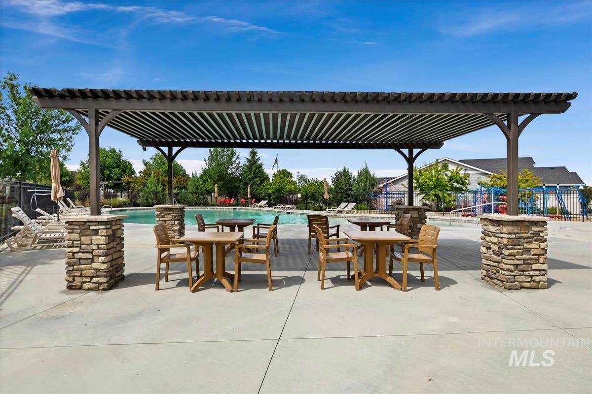 2916 W Tubac Dr, Meridian, Idaho 83646, 4 Bedrooms, 2.5 Bathrooms, Residential For Sale, Price $770,000, 98999735