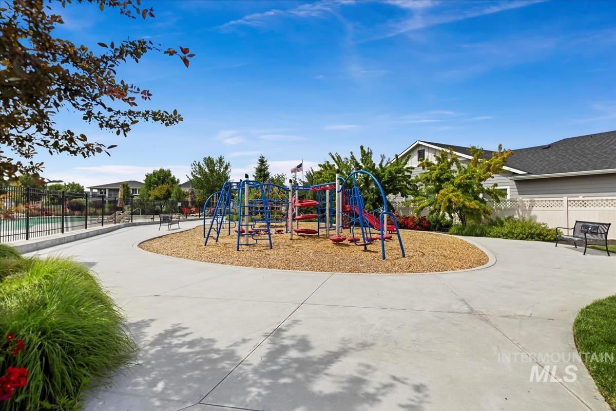 2916 W Tubac Dr, Meridian, Idaho 83646, 4 Bedrooms, 2.5 Bathrooms, Residential For Sale, Price $770,000, 98999735