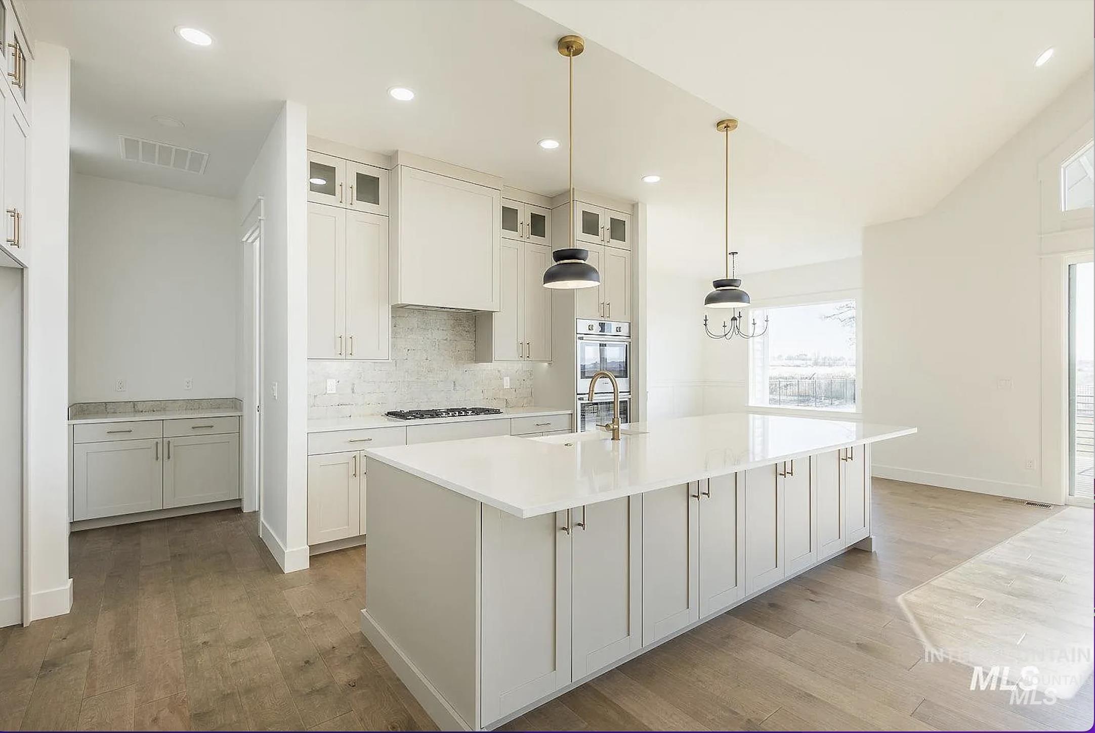 7283 E Red Kite St, Nampa, Idaho 83686, 4 Bedrooms, 2.5 Bathrooms, Residential For Sale, Price $935,500, 98999738