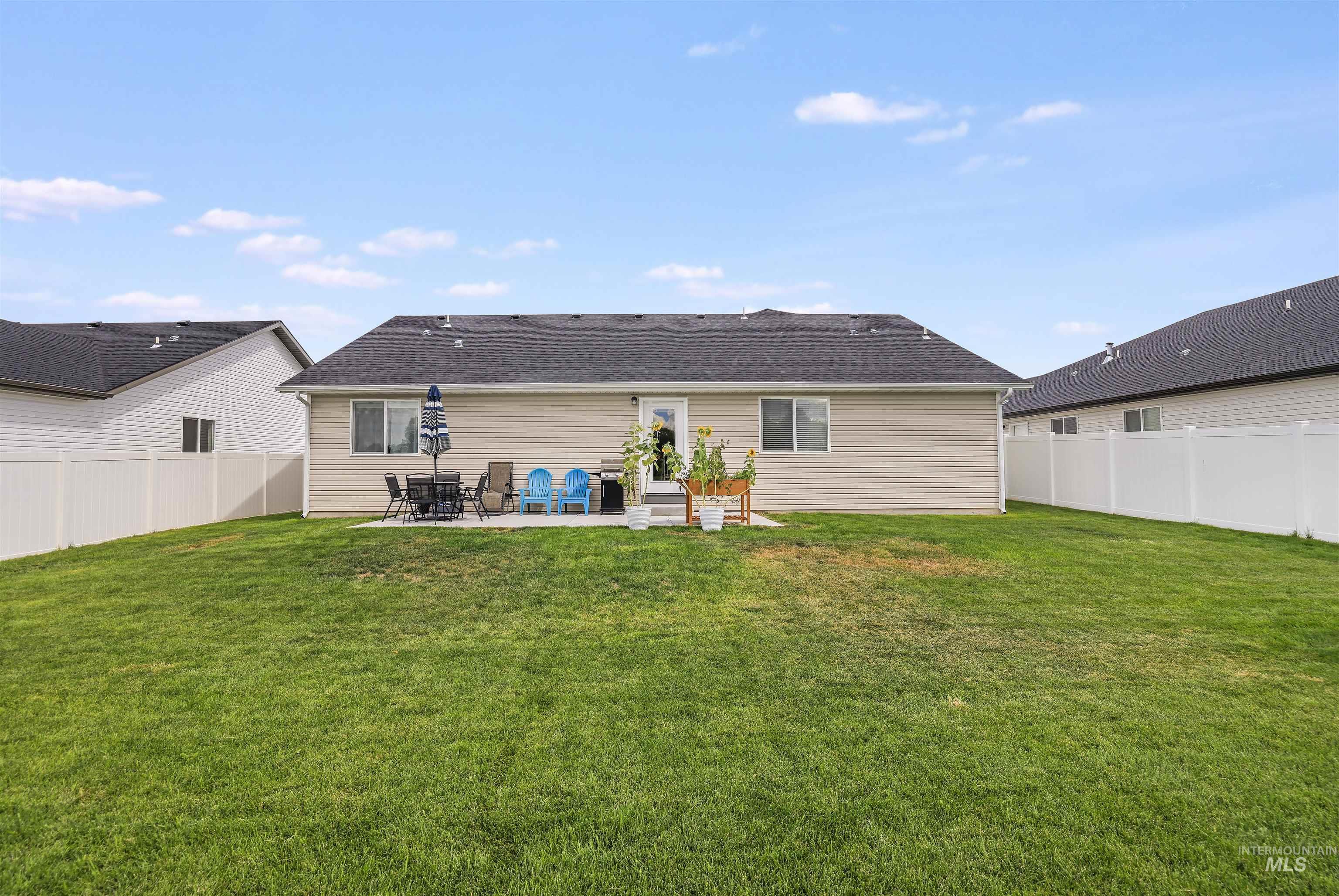 425 Lyndon St. N., Jerome, Idaho 83338, 4 Bedrooms, 3 Bathrooms, Residential For Sale, Price $469,900,MLS 98999739