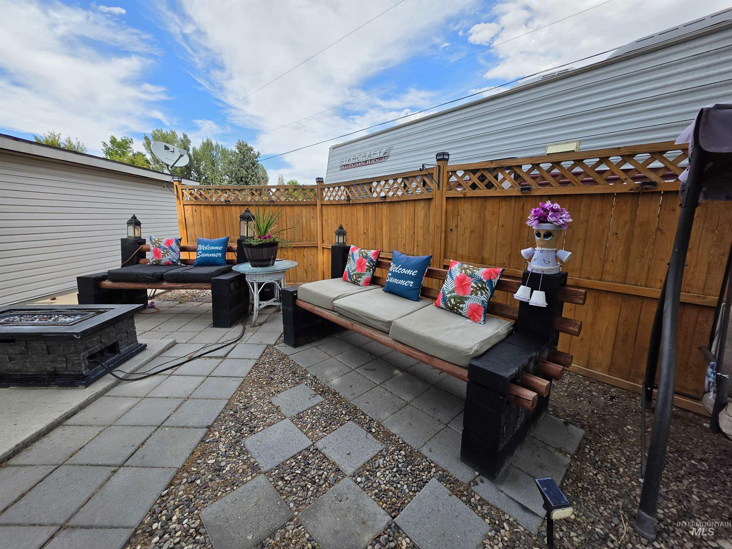 527 Boyd Street, Chubbuck, Idaho 83202, 4 Bedrooms, 2 Bathrooms, Residential For Sale, Price $345,000,MLS 98999740