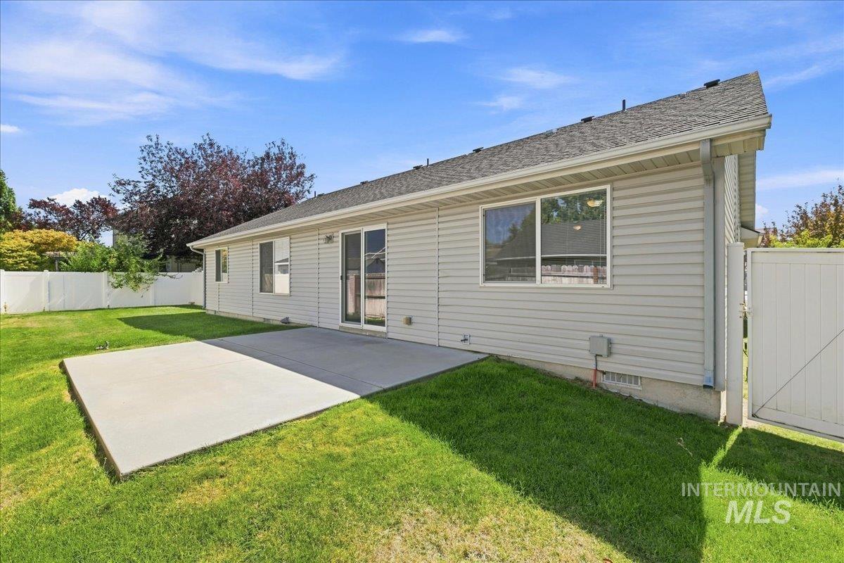 1212 W Eagle Ave, Nampa, Idaho 83651, 4 Bedrooms, 2 Bathrooms, Residential For Sale, Price $358,900,MLS 98999742