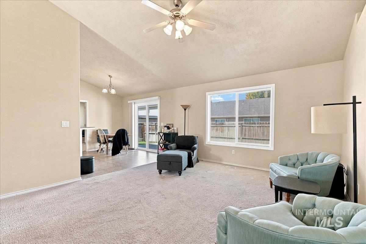 1212 W Eagle Ave, Nampa, Idaho 83651, 4 Bedrooms, 2 Bathrooms, Residential For Sale, Price $358,900,MLS 98999742