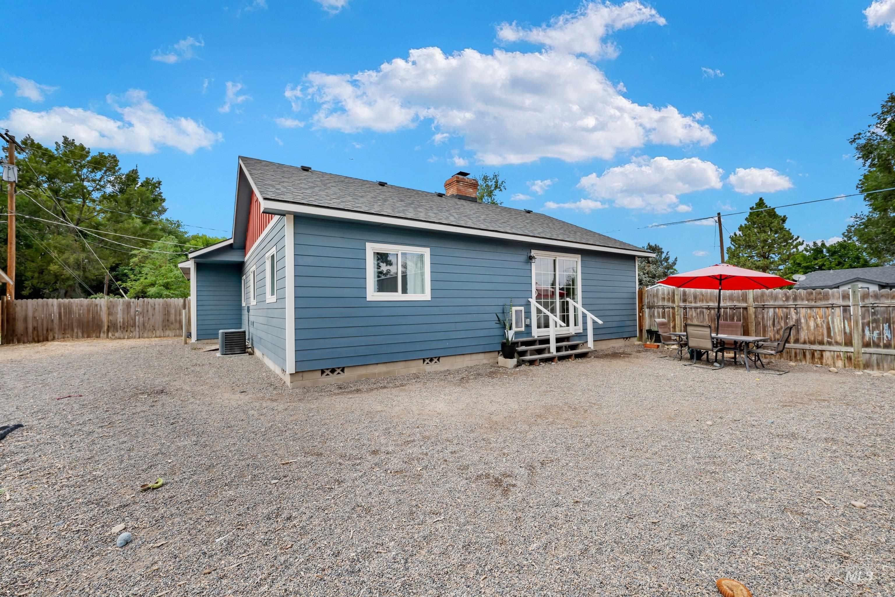 160 7th Ave. N., Payette, Idaho 83661, 3 Bedrooms, 1.5 Bathrooms, Residential For Sale, Price $289,900,MLS 98999745