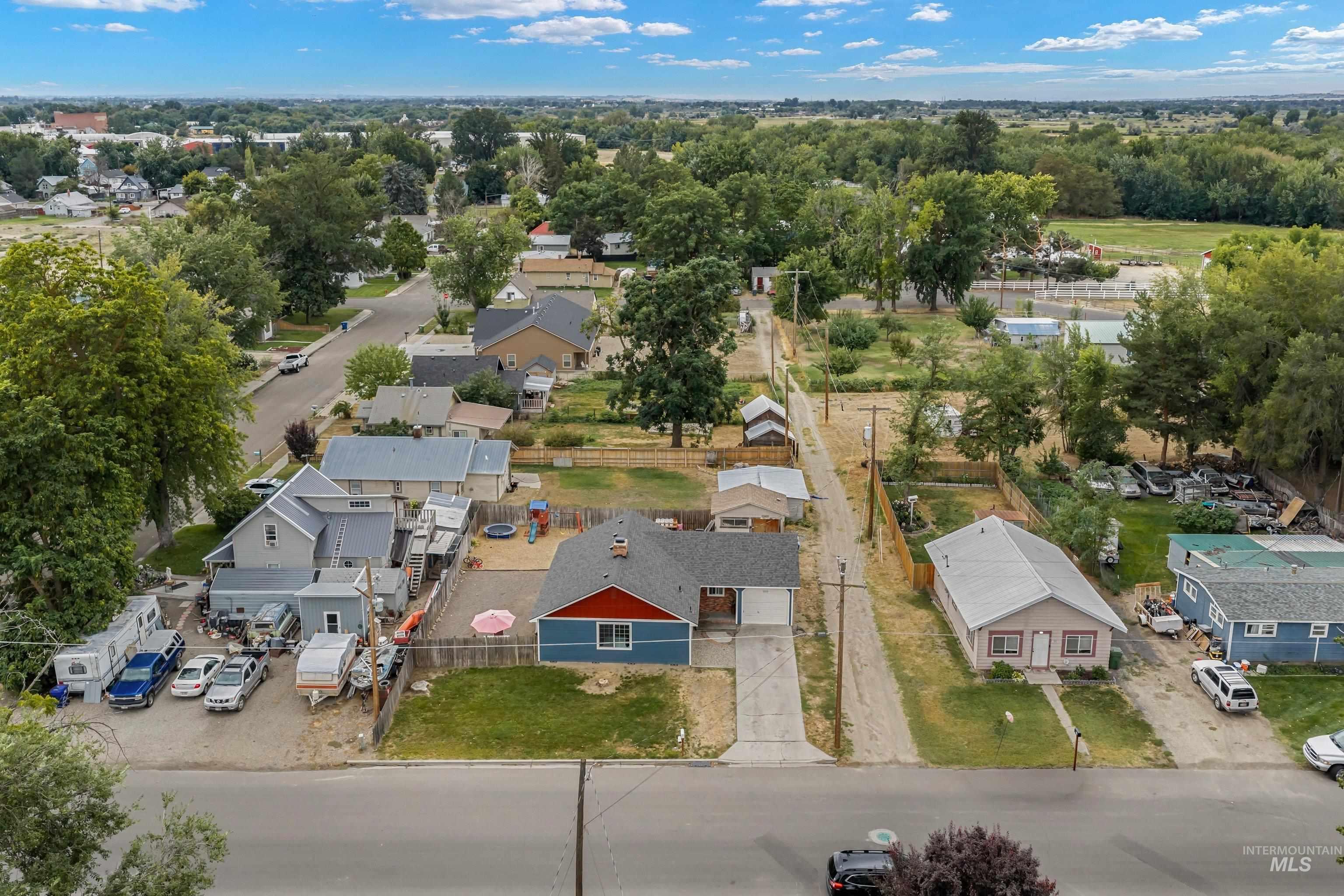 160 7th Ave. N., Payette, Idaho 83661, 3 Bedrooms, 1.5 Bathrooms, Residential For Sale, Price $289,900,MLS 98999745