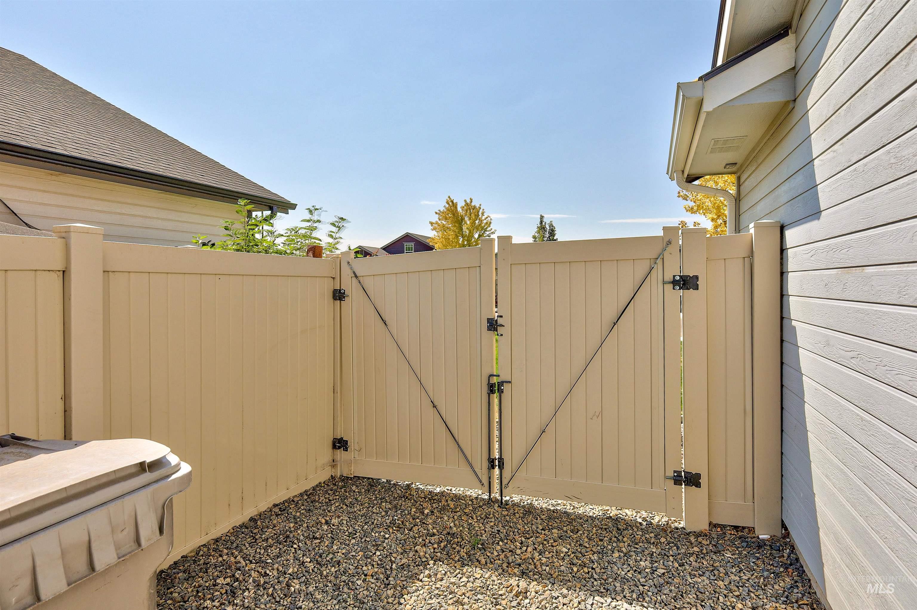 15090 N Bonelli Ave, Nampa, Idaho 83651, 3 Bedrooms, 2 Bathrooms, Residential For Sale, Price $374,900,MLS 98999747