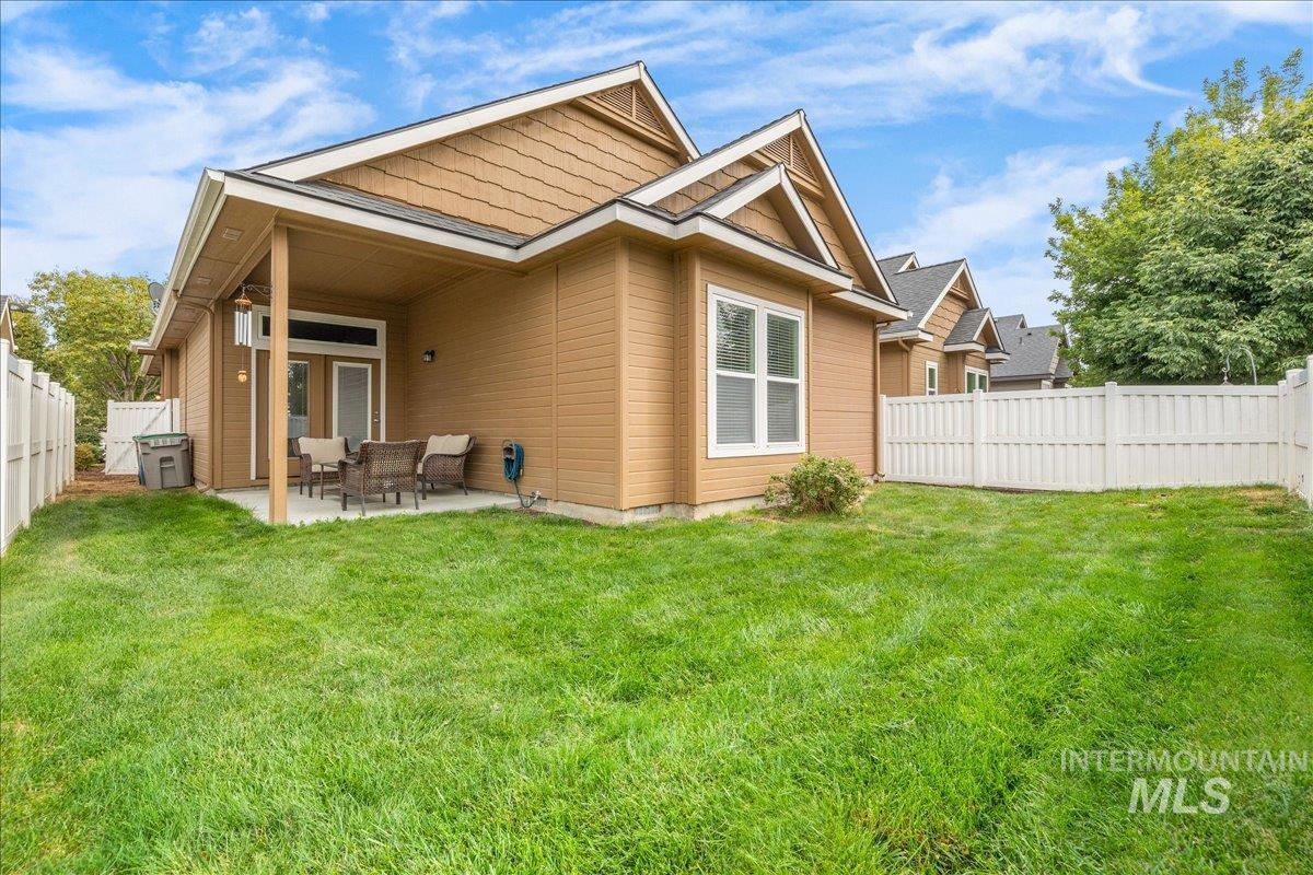 7623 N Sunglow Ave, Boise, Idaho 83714, 3 Bedrooms, 2 Bathrooms, Residential For Sale, Price $499,900,MLS 98999750