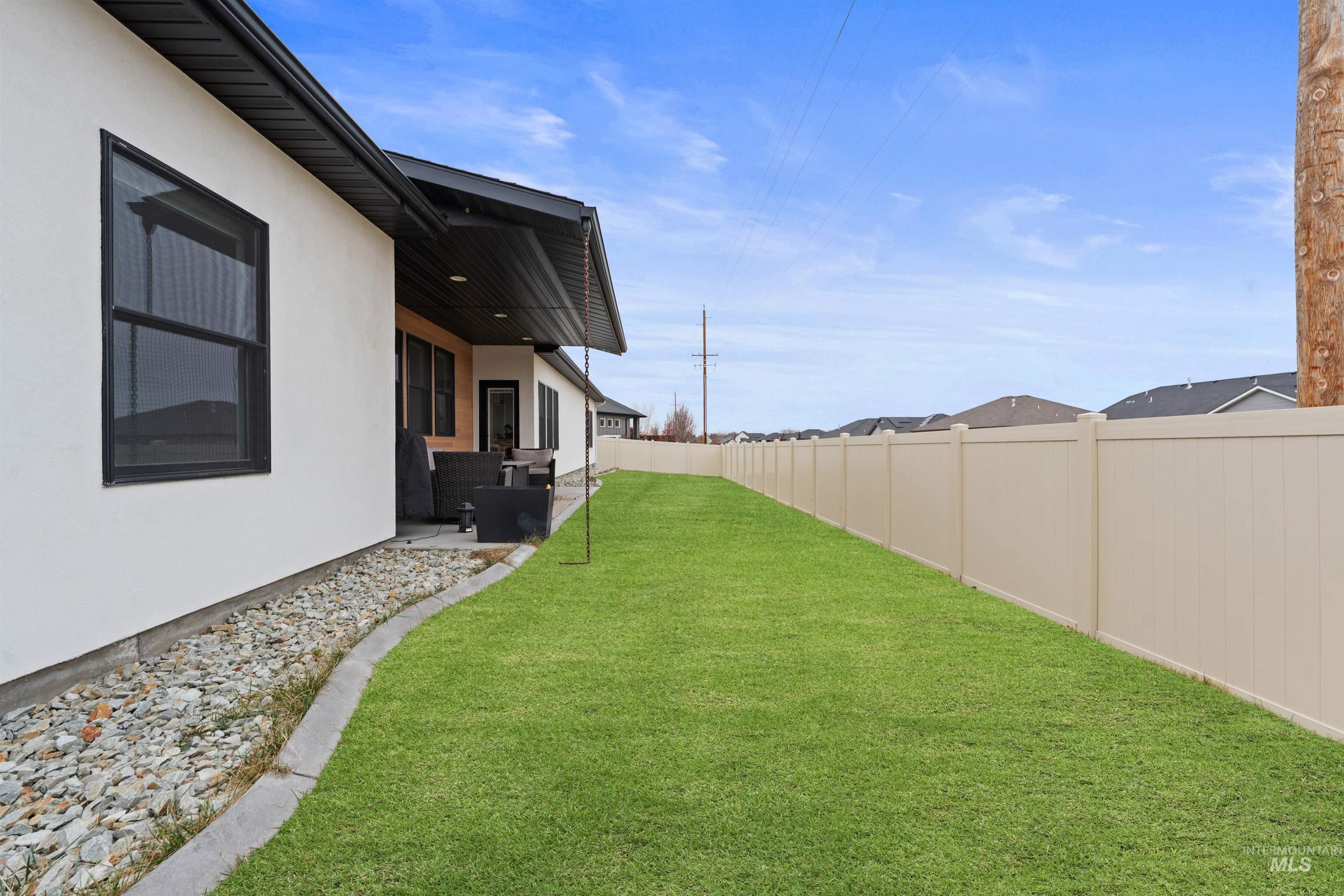 429 Meadowview Ln. N, Twin Falls, Idaho 83301, 3 Bedrooms, 2.5 Bathrooms, Residential For Sale, Price $574,900,MLS 98999751