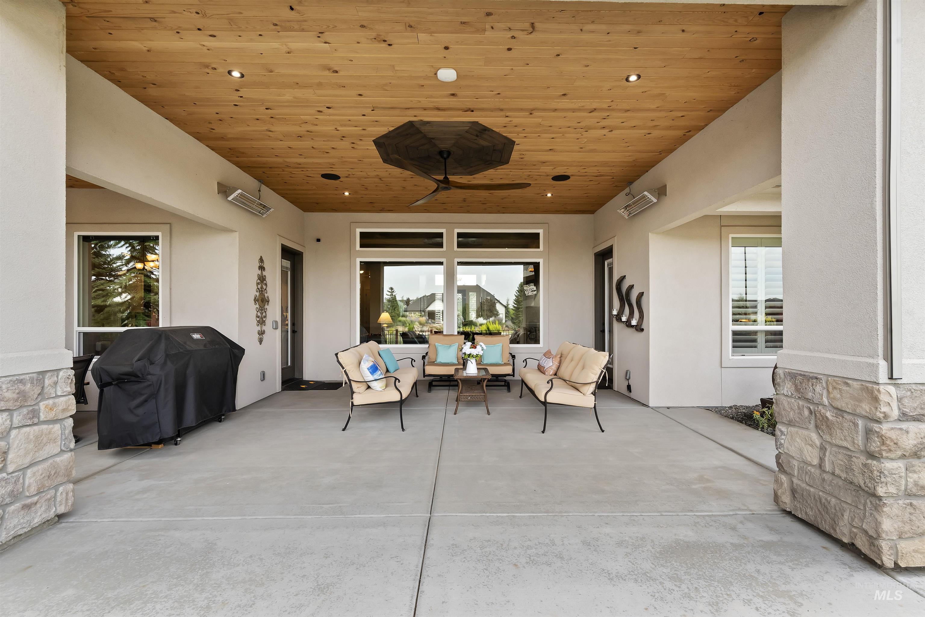 1494 N Longhorn Ave, Eagle, Idaho 83616, 4 Bedrooms, 3.5 Bathrooms, Residential For Sale, Price $1,595,000,MLS 98999752