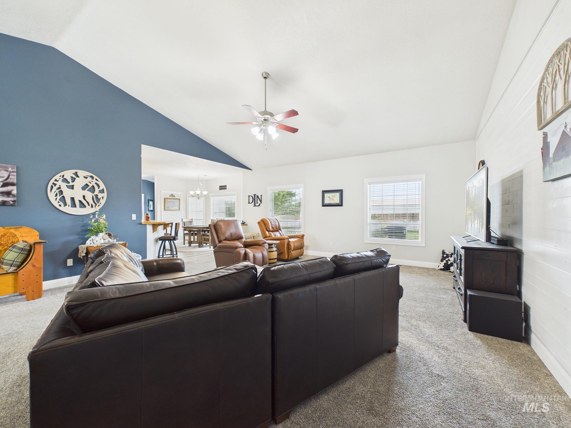 3400 Elk Horn Lane, Emmett, Idaho 83617, 3 Bedrooms, 2.5 Bathrooms, Residential For Sale, Price $935,000, 98999757