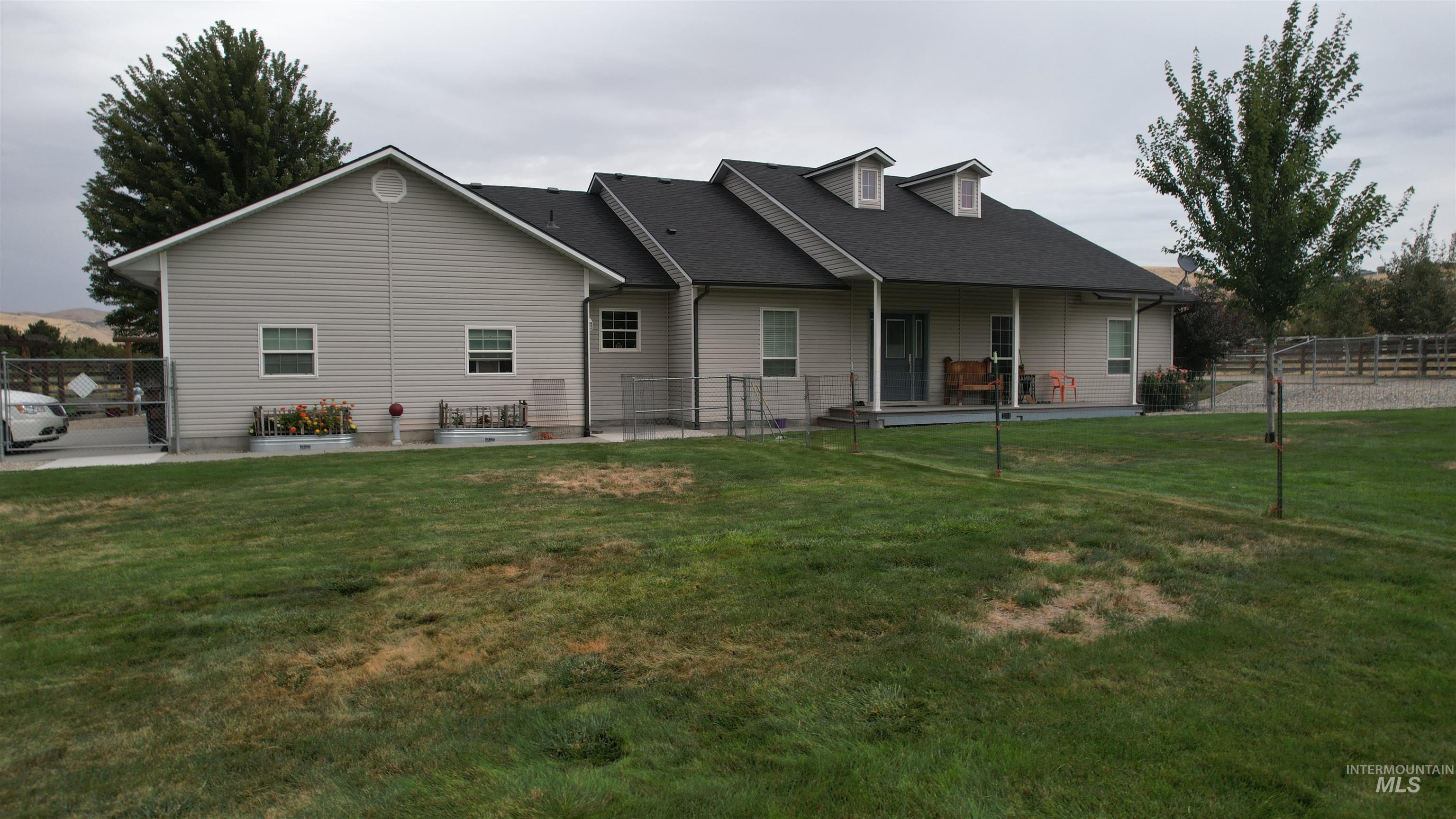 3400 Elk Horn Lane, Emmett, Idaho 83617, 3 Bedrooms, 2.5 Bathrooms, Residential For Sale, Price $935,000, 98999757