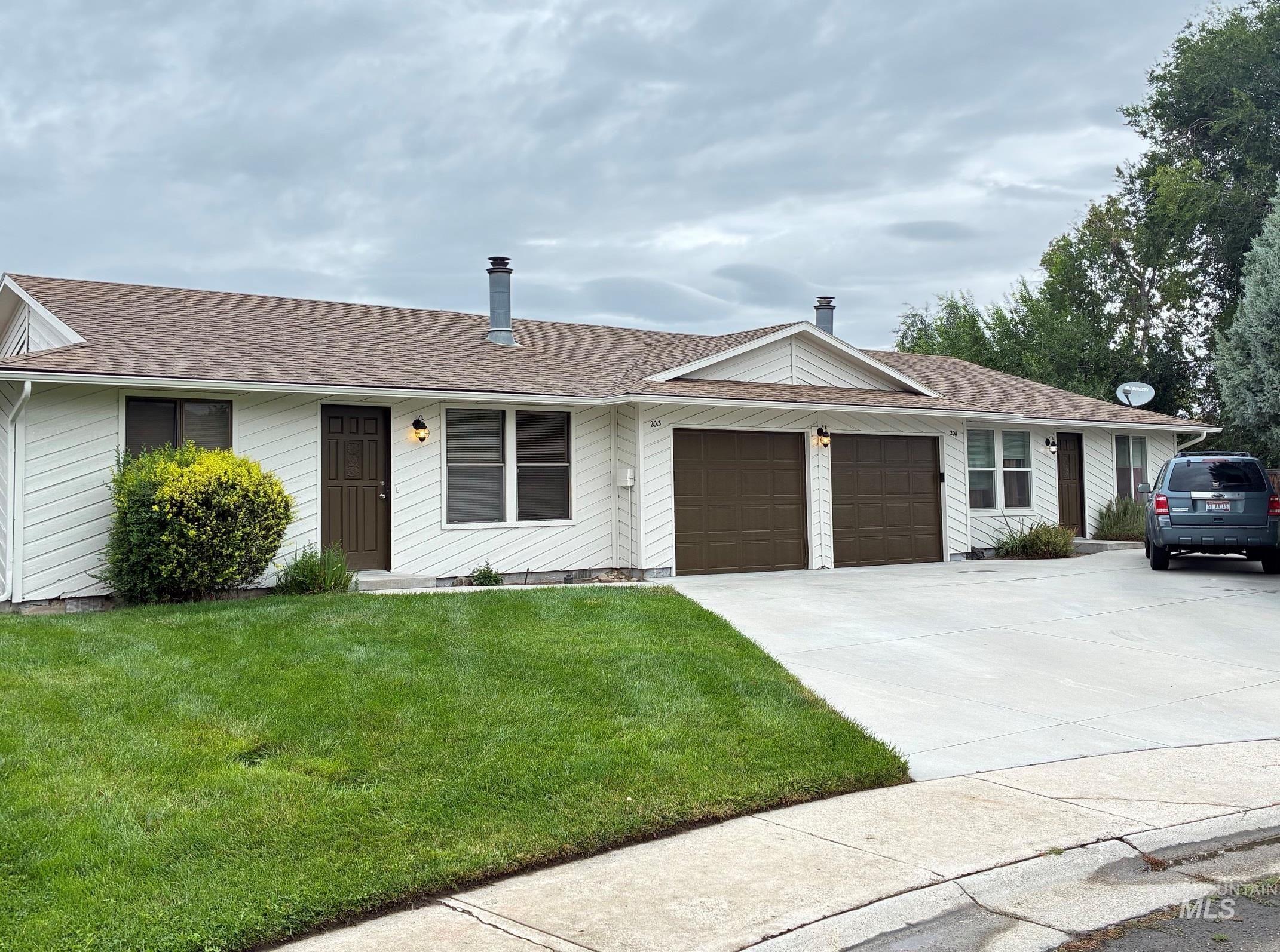 2011 S Colorado Ave, Boise, Idaho 83706, 2 Bedrooms, 1 Bathroom, Residential Income For Sale, Price $559,900, 98999762