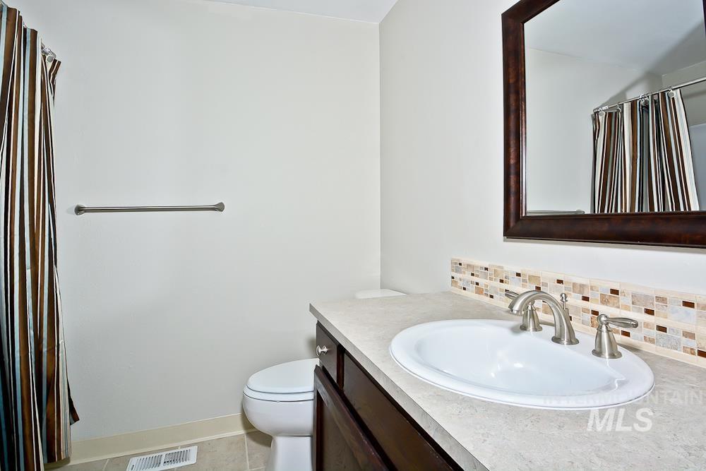 2011 S Colorado Ave, Boise, Idaho 83706, 2 Bedrooms, 1 Bathroom, Residential Income For Sale, Price $559,900, 98999762