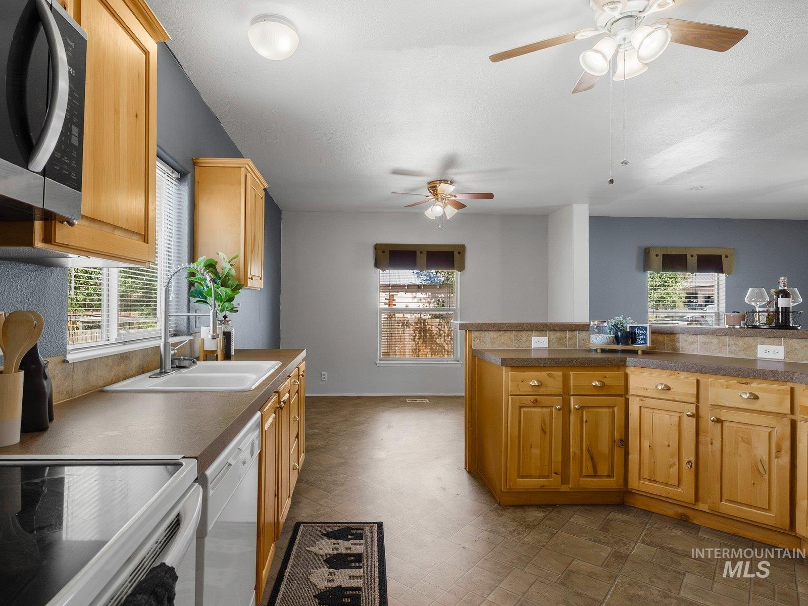 366 1st Ave., Council, Idaho 83612, 2 Bedrooms, 2 Bathrooms, Residential For Sale, Price $279,000,MLS 98999764