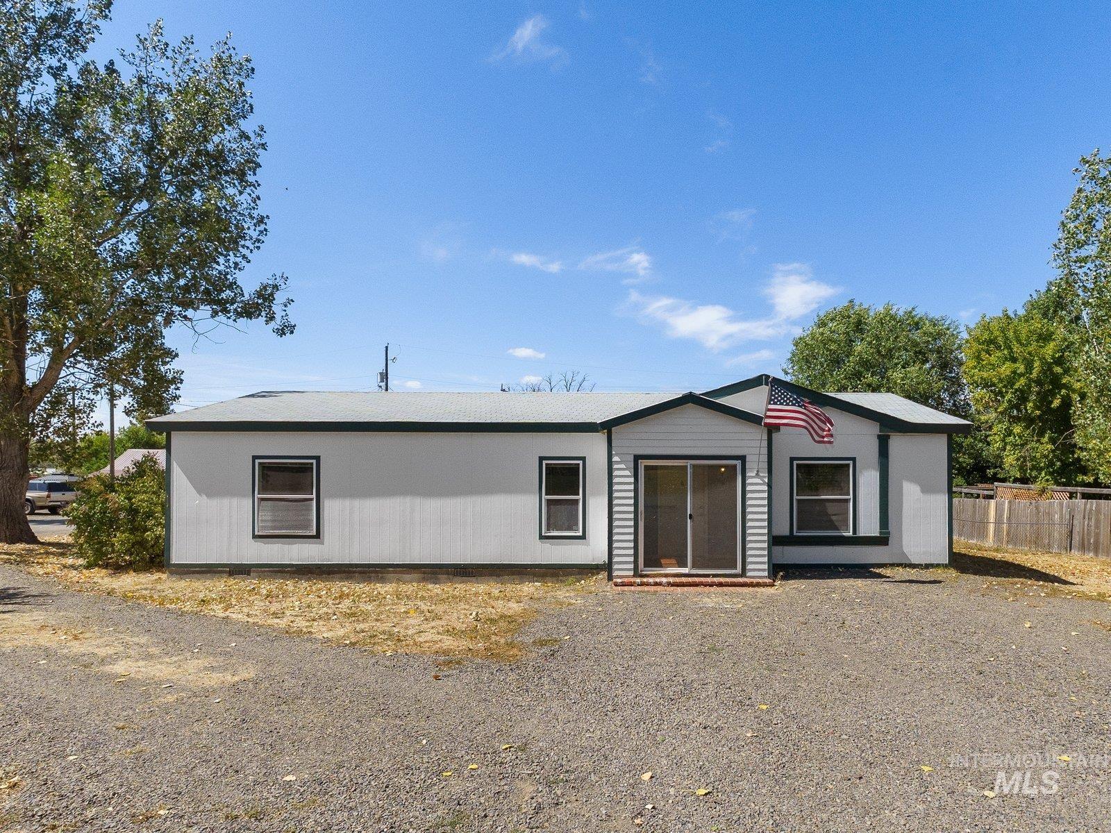 366 1st Ave., Council, Idaho 83612, 2 Bedrooms, 2 Bathrooms, Residential For Sale, Price $279,000,MLS 98999764