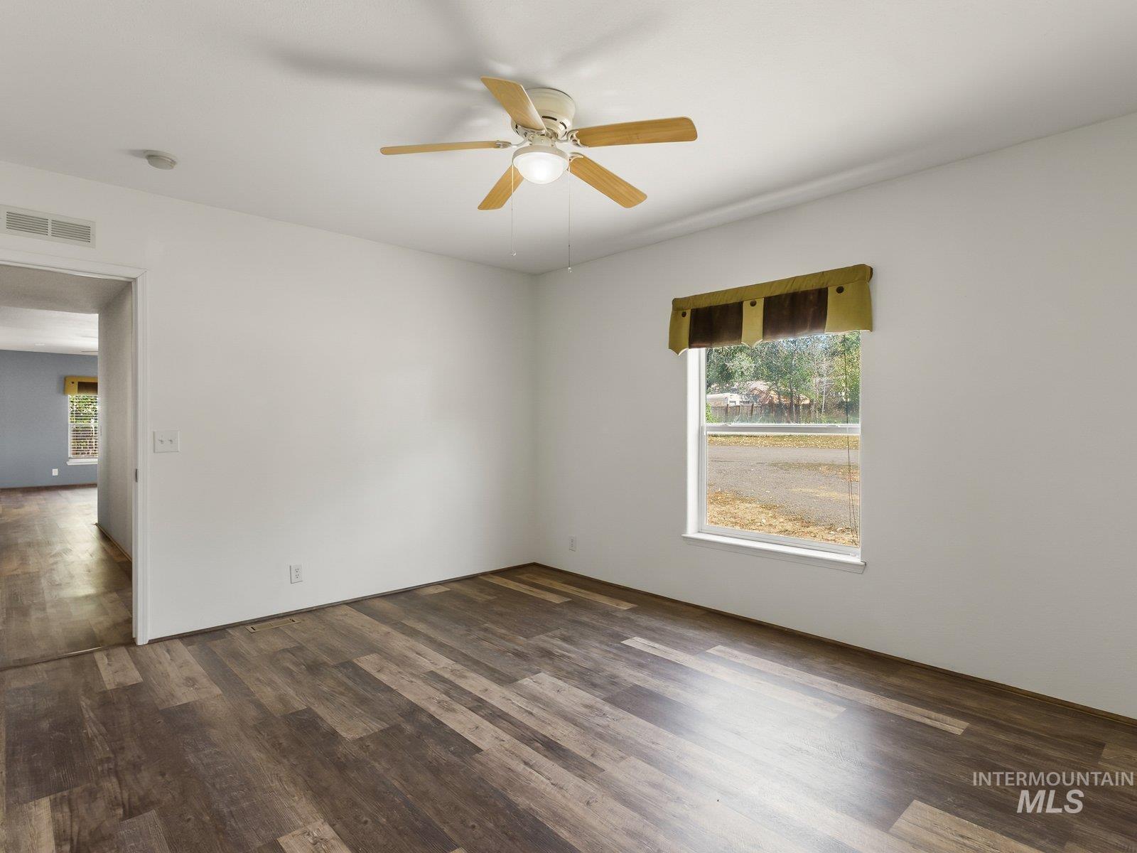 366 1st Ave., Council, Idaho 83612, 2 Bedrooms, 2 Bathrooms, Residential For Sale, Price $279,000,MLS 98999764