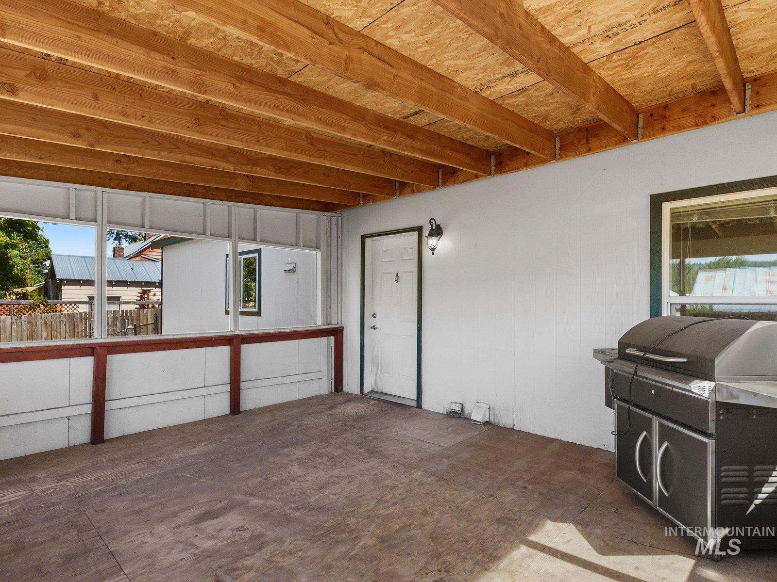 366 1st Ave., Council, Idaho 83612, 2 Bedrooms, 2 Bathrooms, Residential For Sale, Price $279,000,MLS 98999764