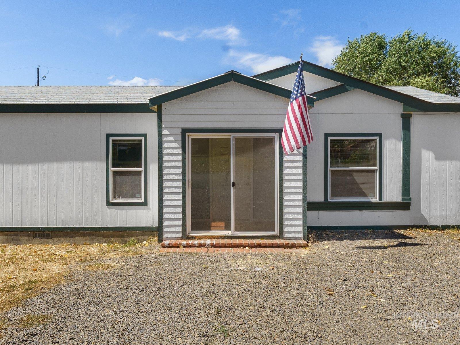 366 1st Ave., Council, Idaho 83612, 2 Bedrooms, 2 Bathrooms, Residential For Sale, Price $279,000,MLS 98999764
