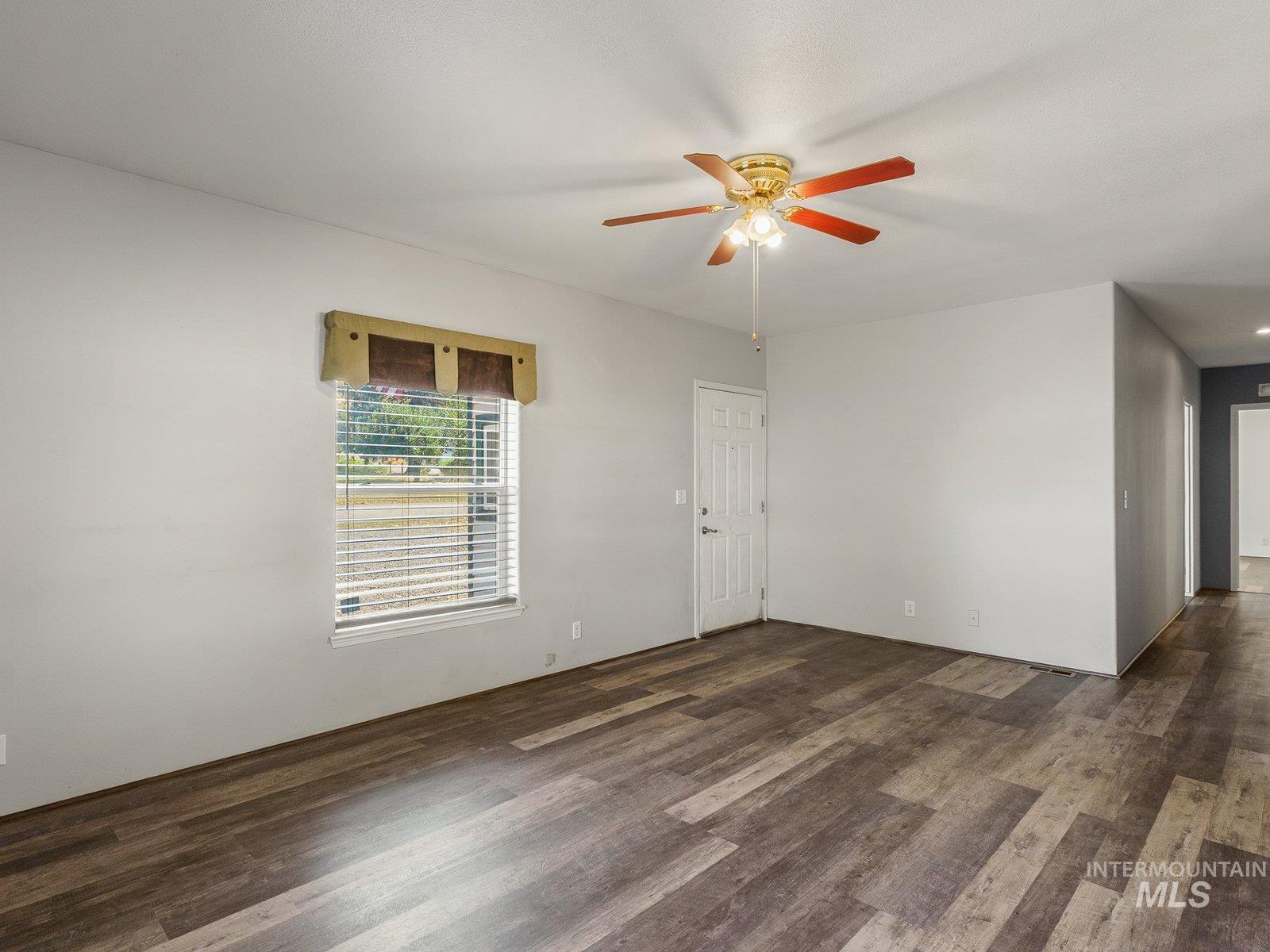366 1st Ave., Council, Idaho 83612, 2 Bedrooms, 2 Bathrooms, Residential For Sale, Price $279,000,MLS 98999764