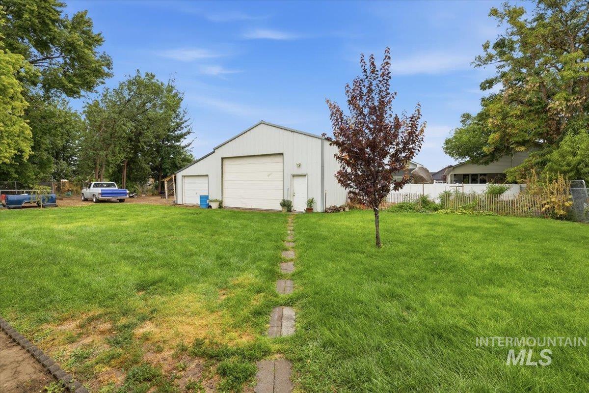 400 S 16th St, Payette, Idaho 83661, 3 Bedrooms, 1 Bathroom, Residential For Sale, Price $410,000, 98999767