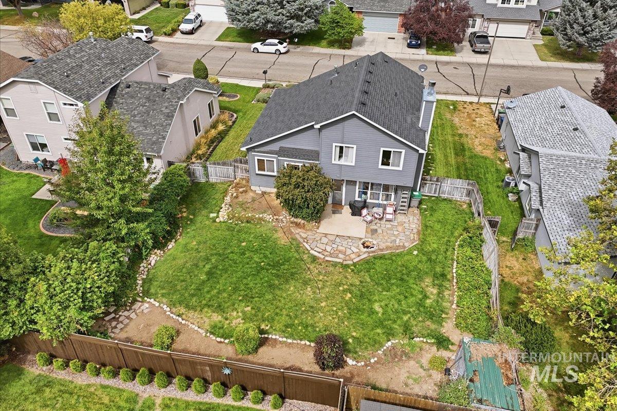 7429 W Lamplighter Street, Boise, Idaho 83714, 3 Bedrooms, 2.5 Bathrooms, Residential For Sale, Price $474,700,MLS 98999769