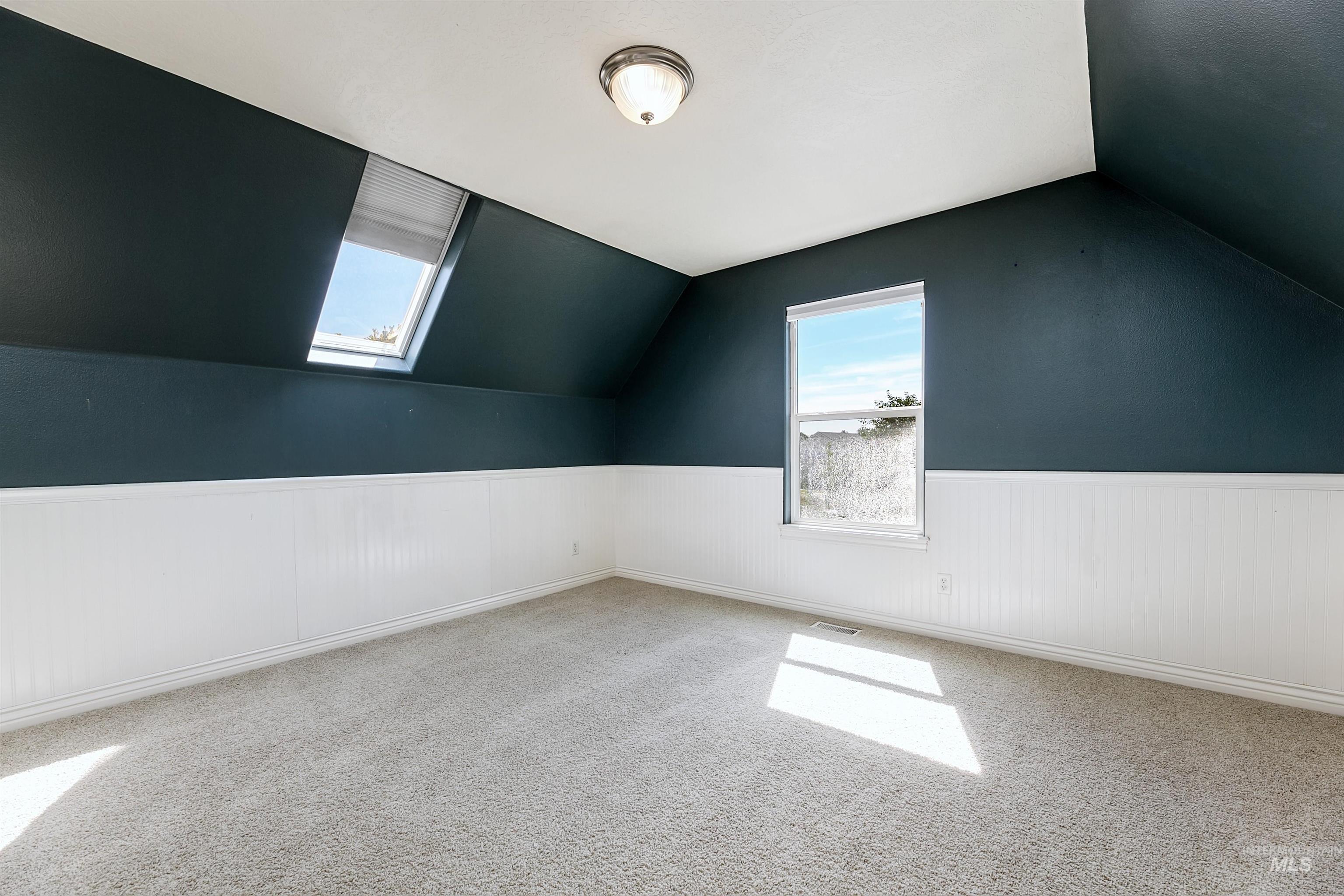 1075 N Falling Water Way, Eagle, Idaho 83616, 4 Bedrooms, 3 Bathrooms, Residential For Sale, Price $669,000,MLS 98999771