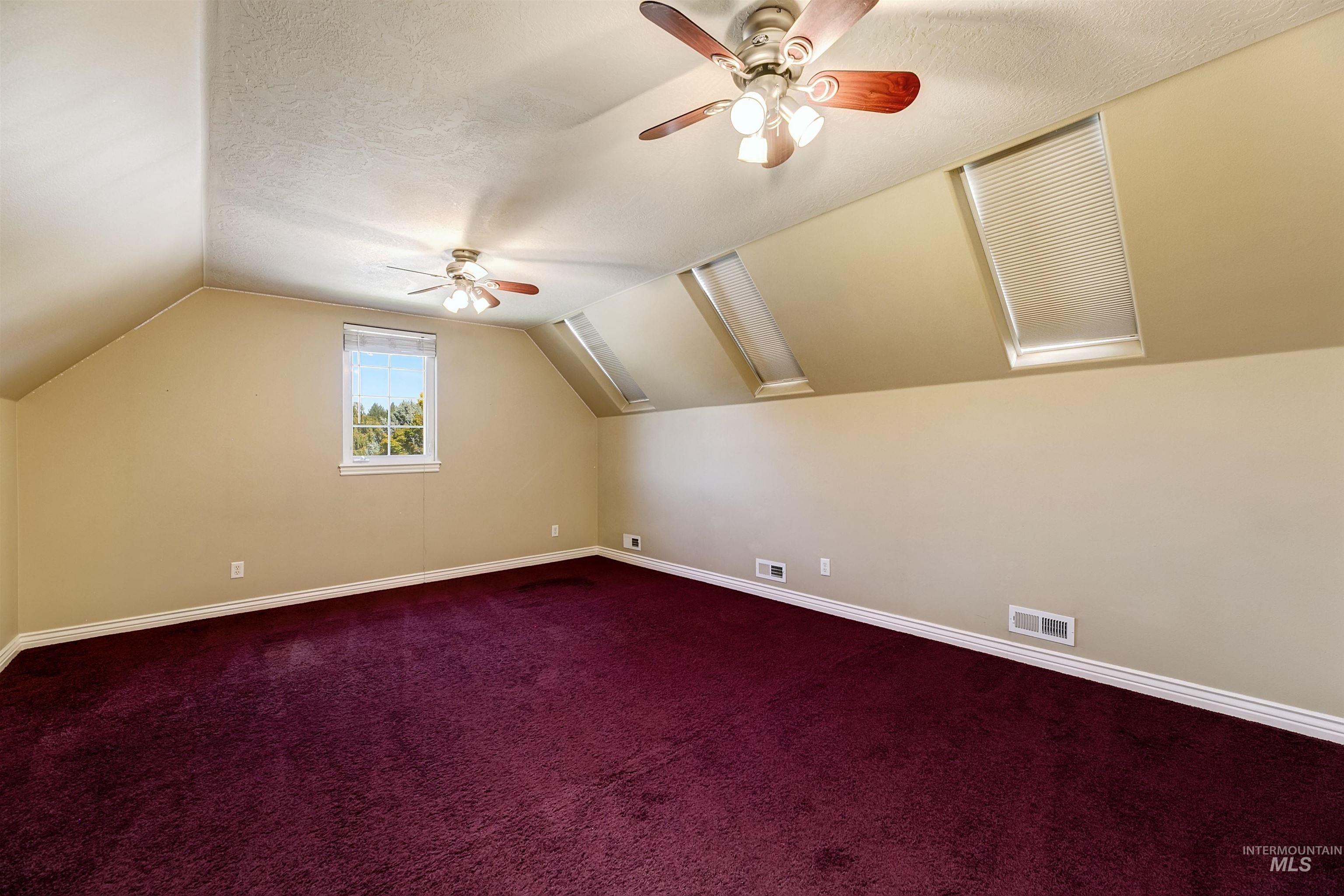 1075 N Falling Water Way, Eagle, Idaho 83616, 4 Bedrooms, 3 Bathrooms, Residential For Sale, Price $669,000,MLS 98999771