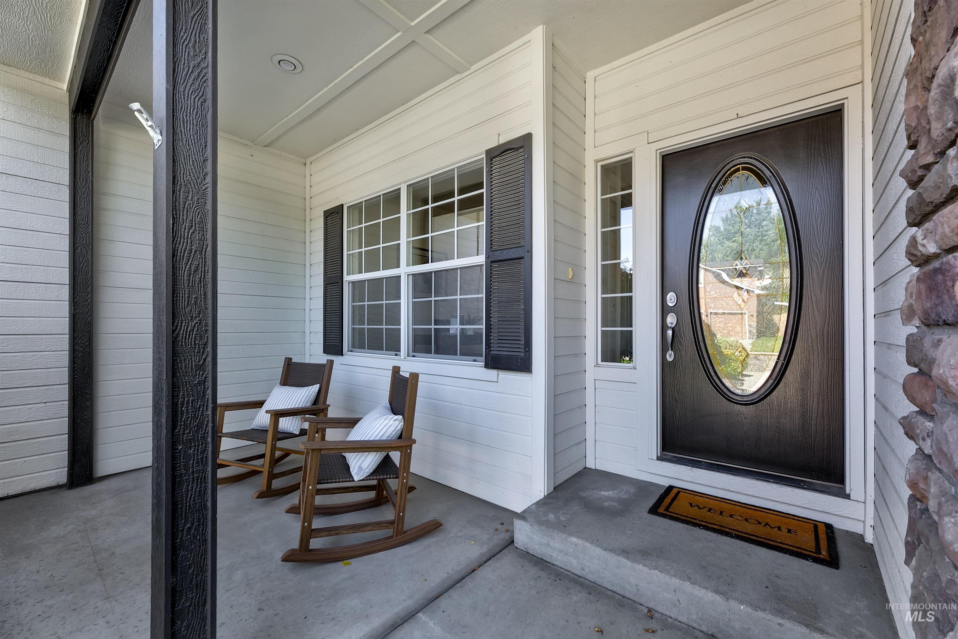 1075 N Falling Water Way, Eagle, Idaho 83616, 4 Bedrooms, 3 Bathrooms, Residential For Sale, Price $669,000,MLS 98999771