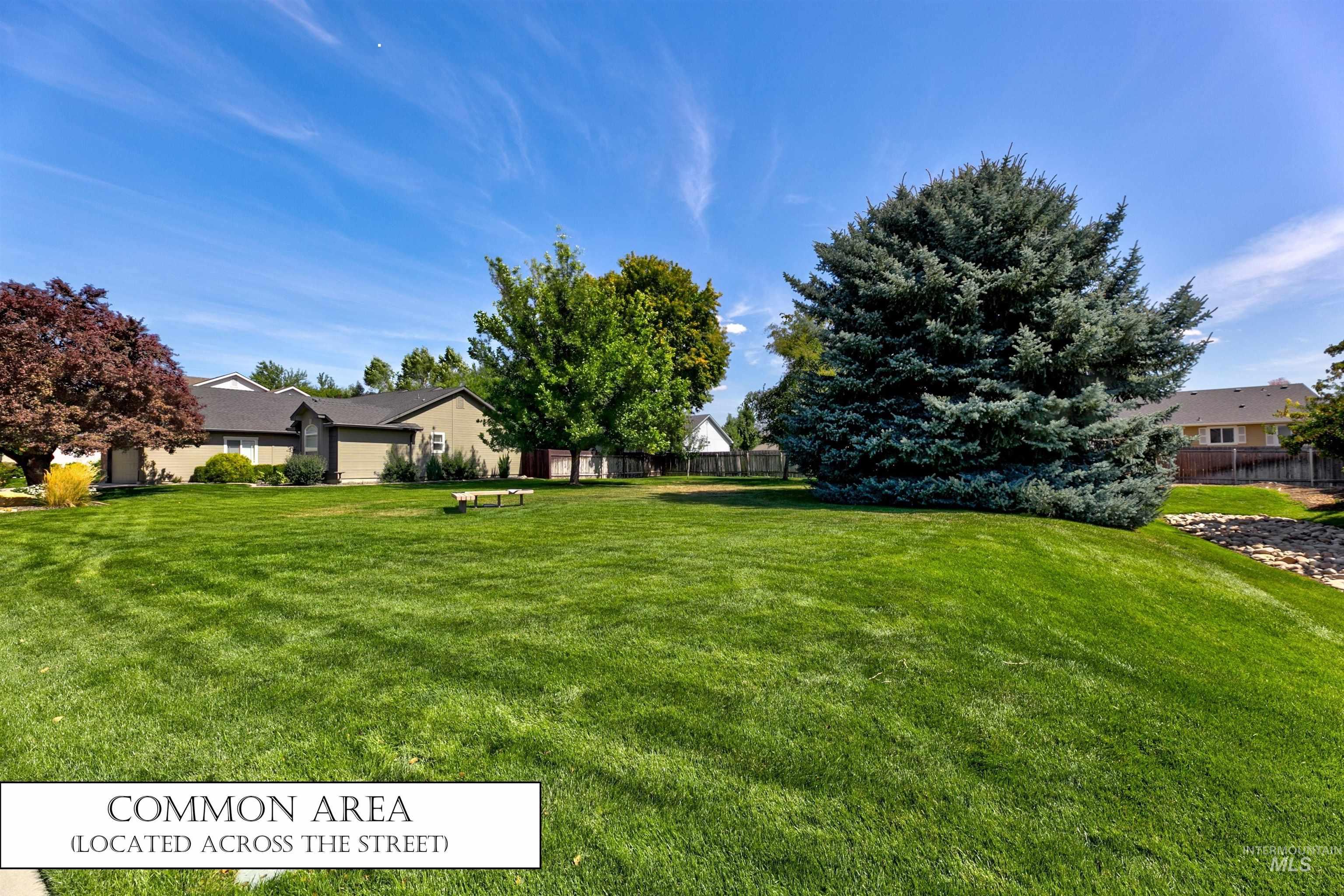 1075 N Falling Water Way, Eagle, Idaho 83616, 4 Bedrooms, 3 Bathrooms, Residential For Sale, Price $669,000,MLS 98999771