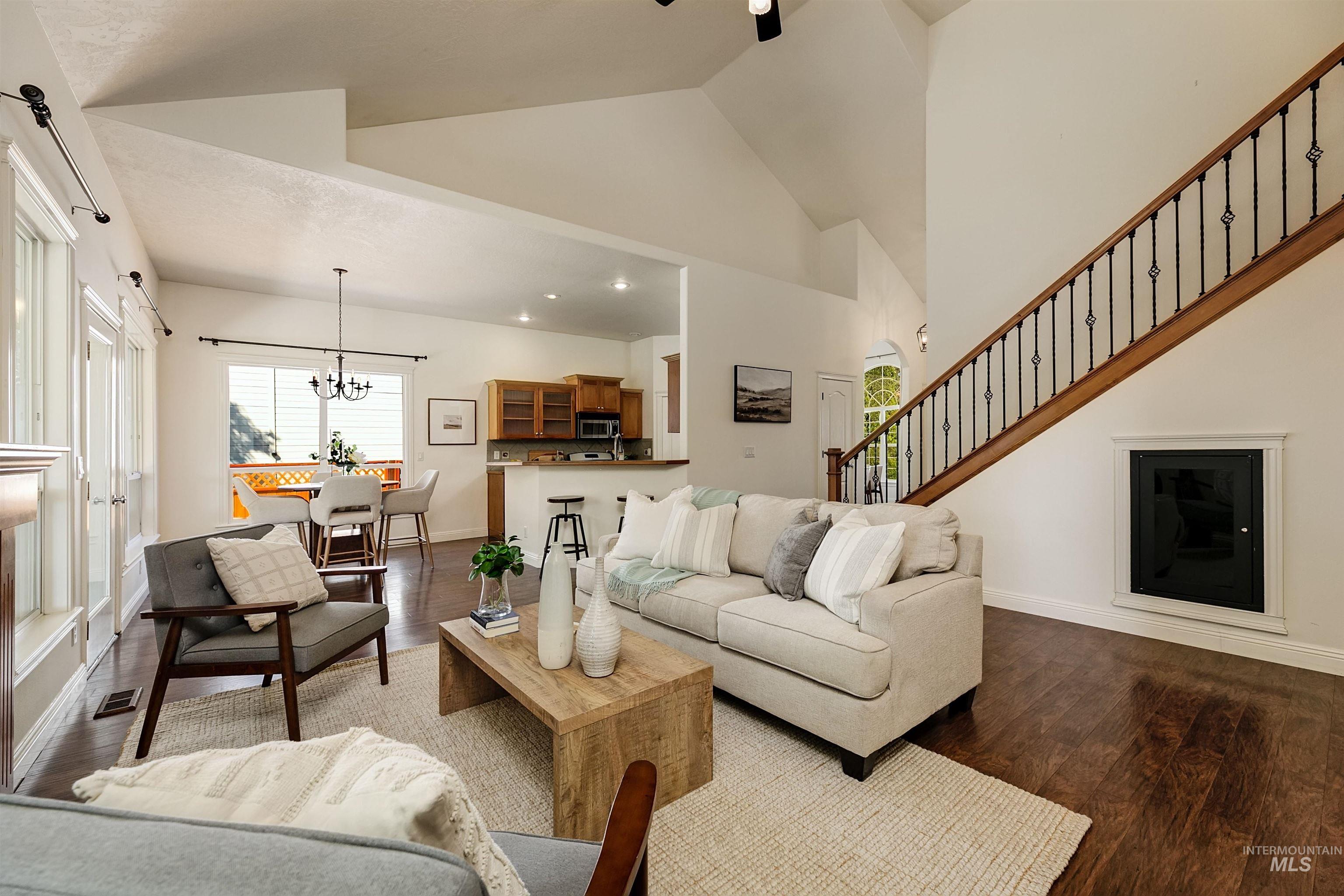 1075 N Falling Water Way, Eagle, Idaho 83616, 4 Bedrooms, 3 Bathrooms, Residential For Sale, Price $669,000,MLS 98999771
