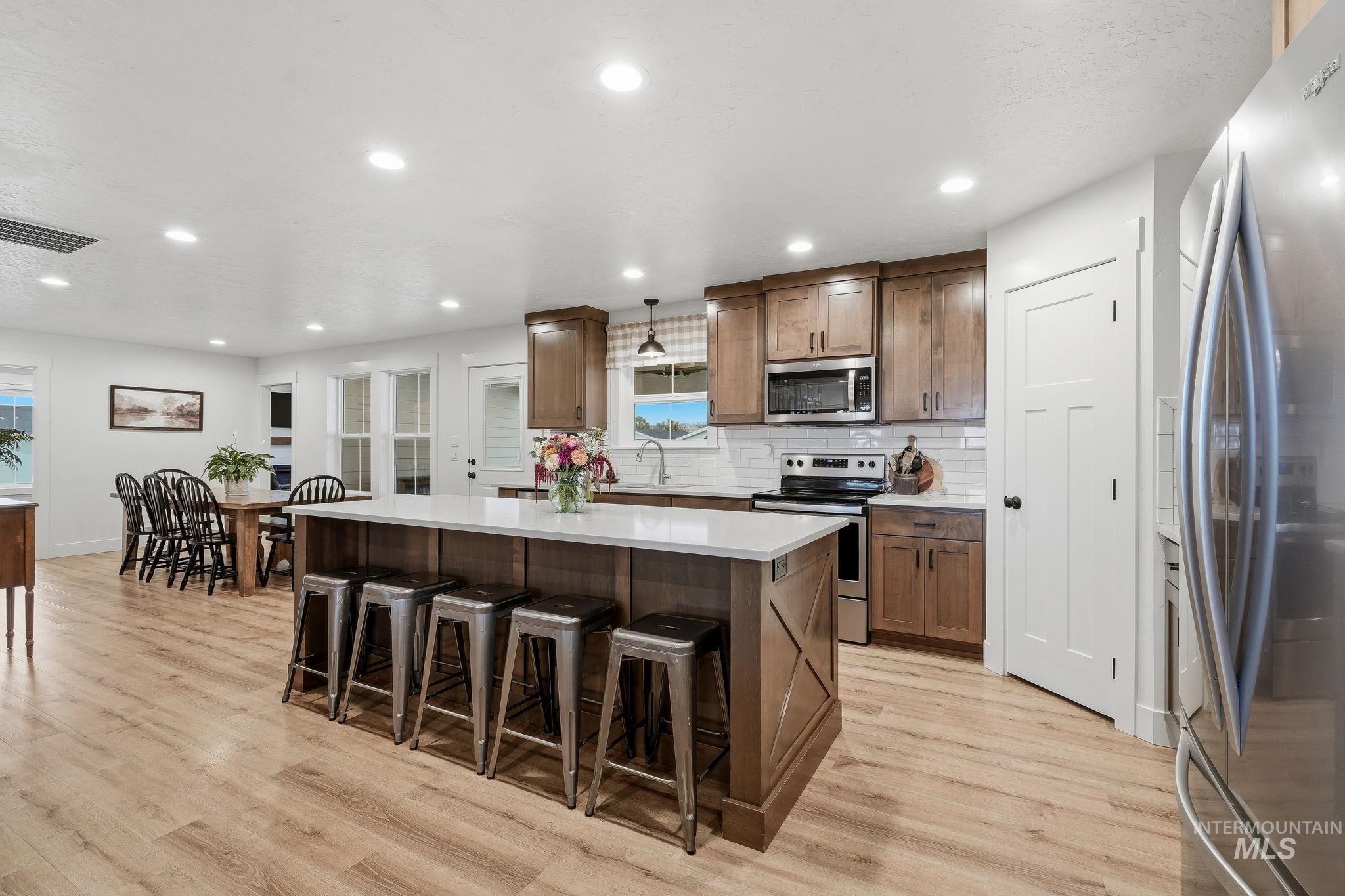 2741 SW 3rd Ave., New Plymouth, Idaho 83655, 4 Bedrooms, 2 Bathrooms, Residential For Sale, Price $713,500,MLS 98999772