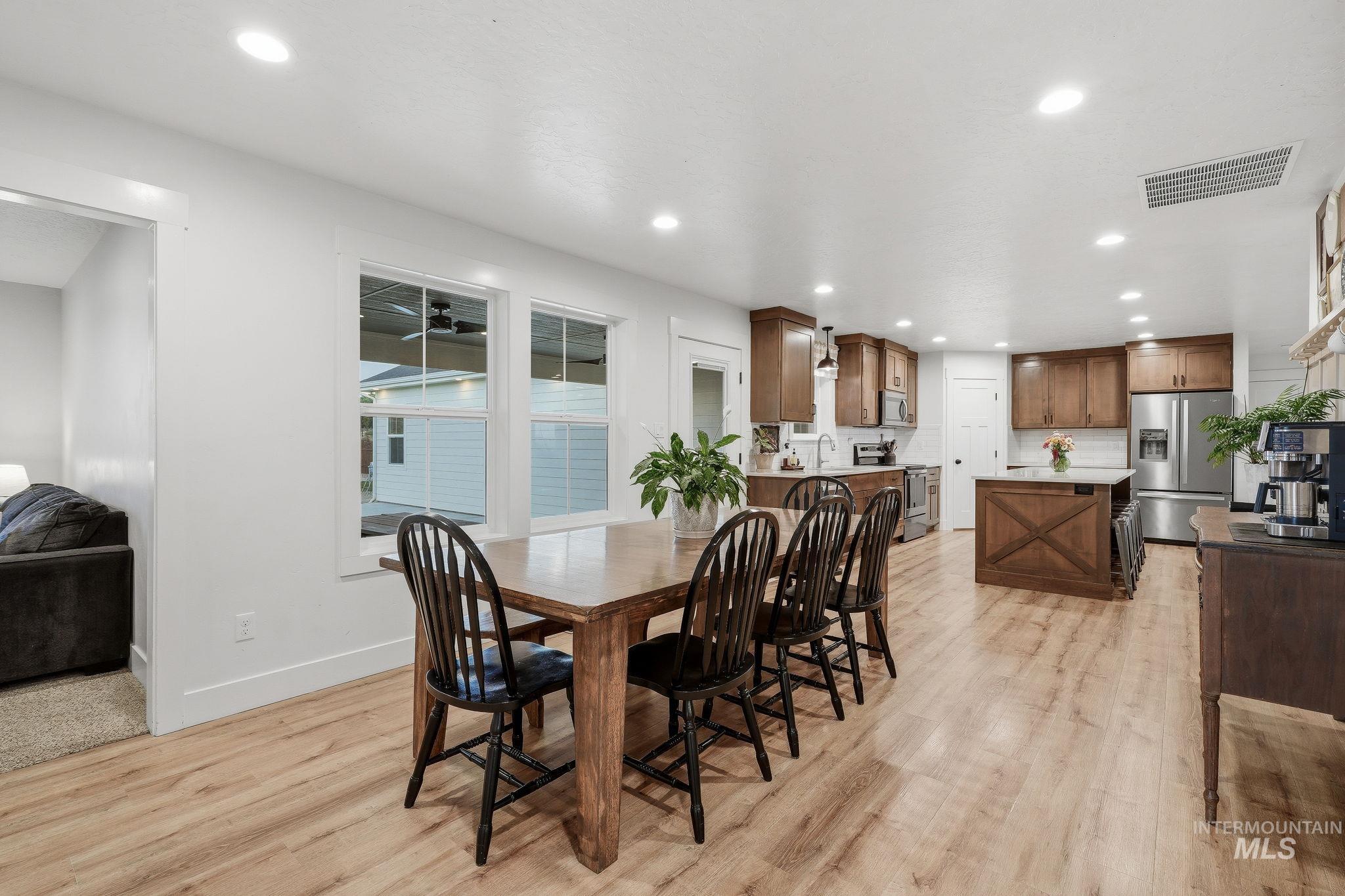 2741 SW 3rd Ave., New Plymouth, Idaho 83655, 4 Bedrooms, 2 Bathrooms, Residential For Sale, Price $713,500,MLS 98999772