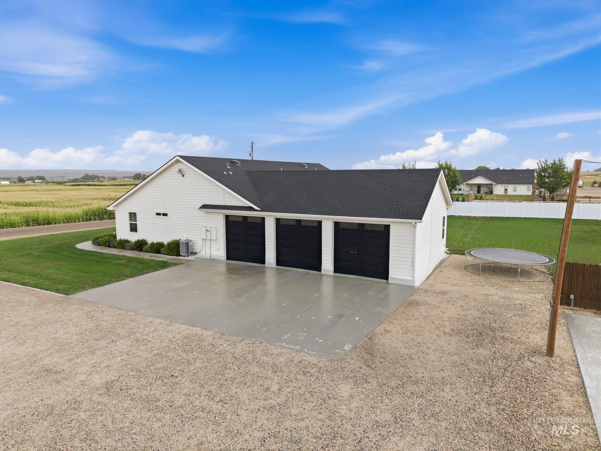 2741 SW 3rd Ave., New Plymouth, Idaho 83655, 4 Bedrooms, 2 Bathrooms, Residential For Sale, Price $713,500,MLS 98999772