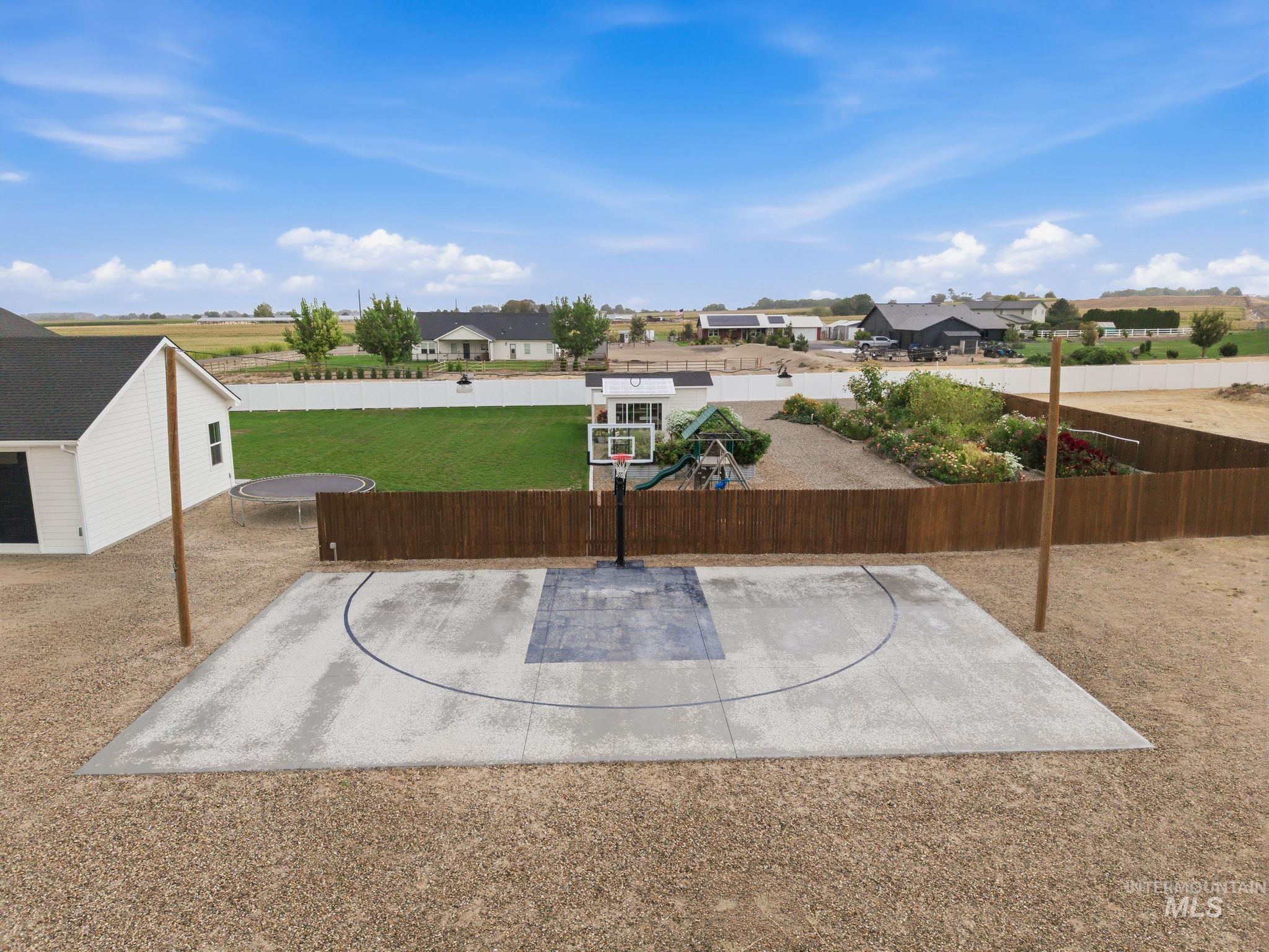 2741 SW 3rd Ave., New Plymouth, Idaho 83655, 4 Bedrooms, 2 Bathrooms, Residential For Sale, Price $713,500,MLS 98999772