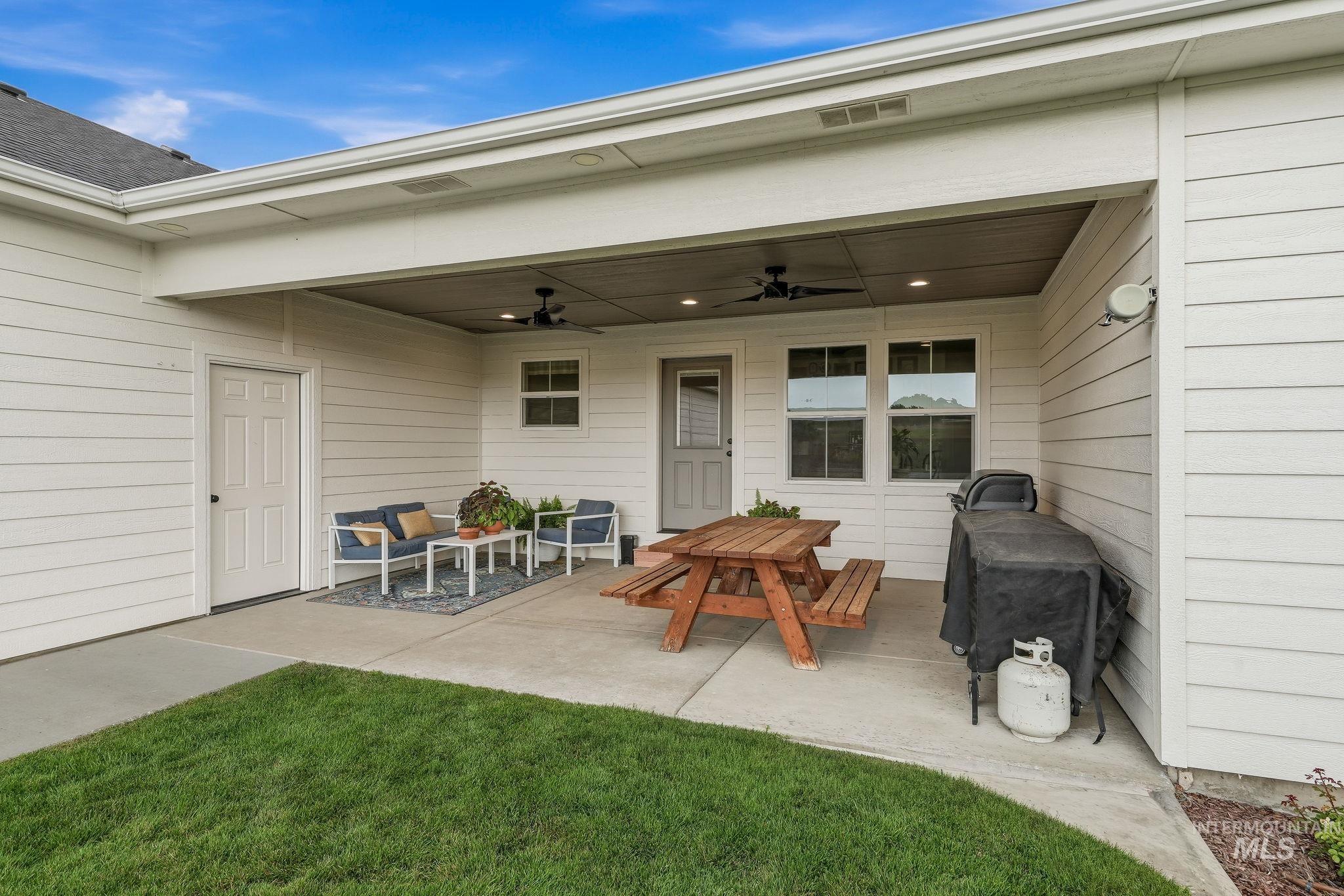 2741 SW 3rd Ave., New Plymouth, Idaho 83655, 4 Bedrooms, 2 Bathrooms, Residential For Sale, Price $713,500,MLS 98999772