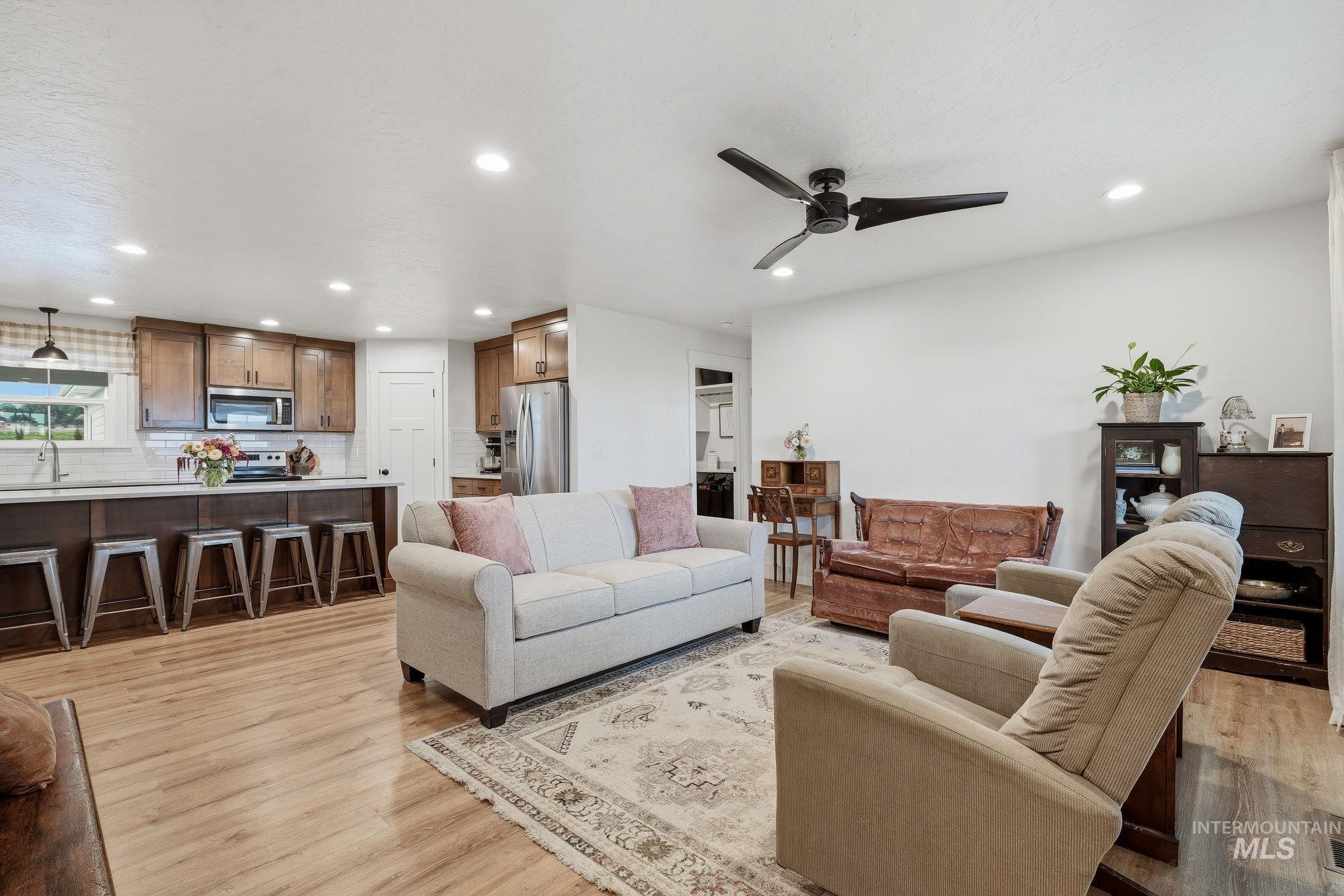 2741 SW 3rd Ave., New Plymouth, Idaho 83655, 4 Bedrooms, 2 Bathrooms, Residential For Sale, Price $713,500,MLS 98999772