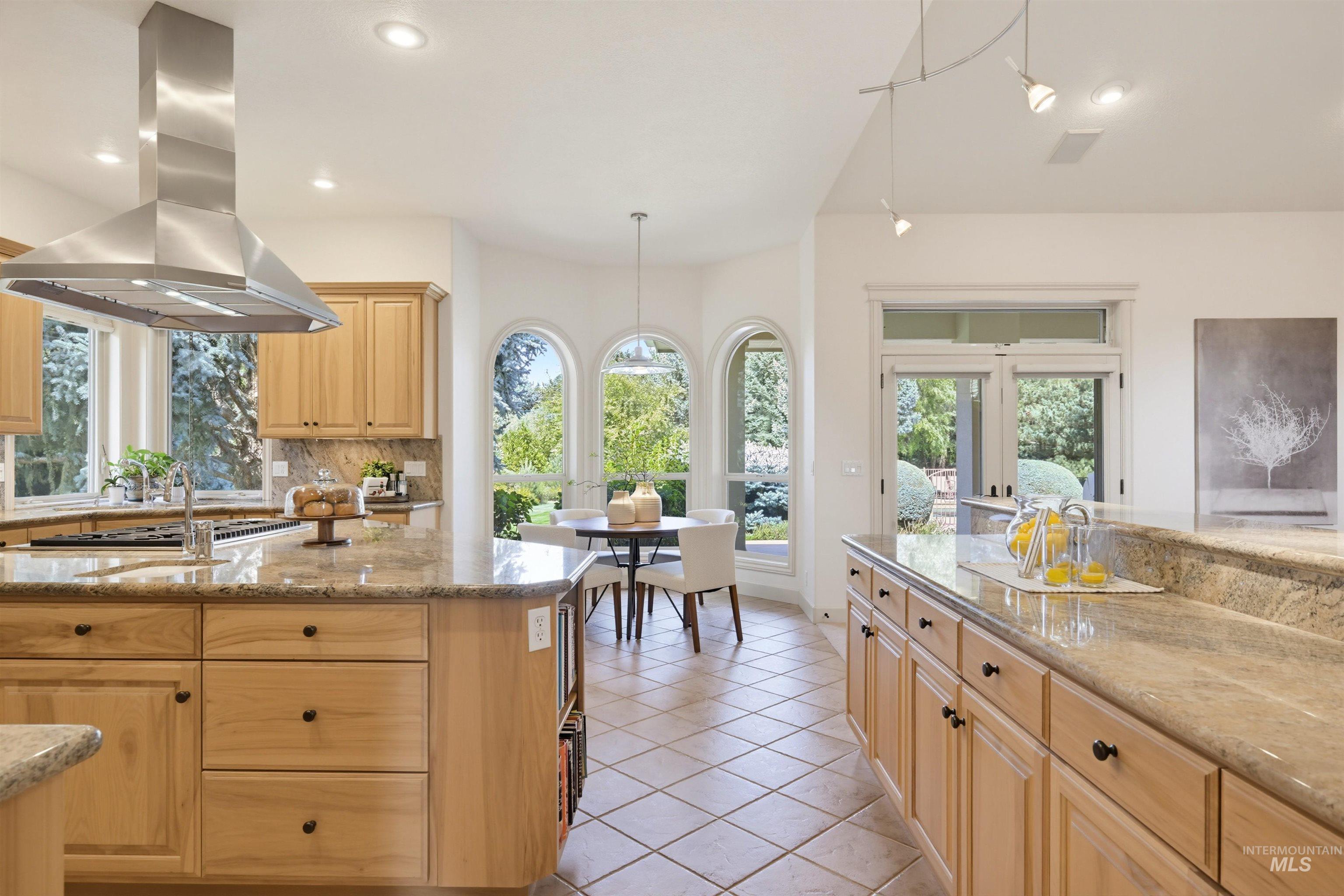 2554 W Sugar Crest Drive, Eagle, Idaho 83616, 4 Bedrooms, 3 Bathrooms, Residential For Sale, Price $1,599,000,MLS 98999773
