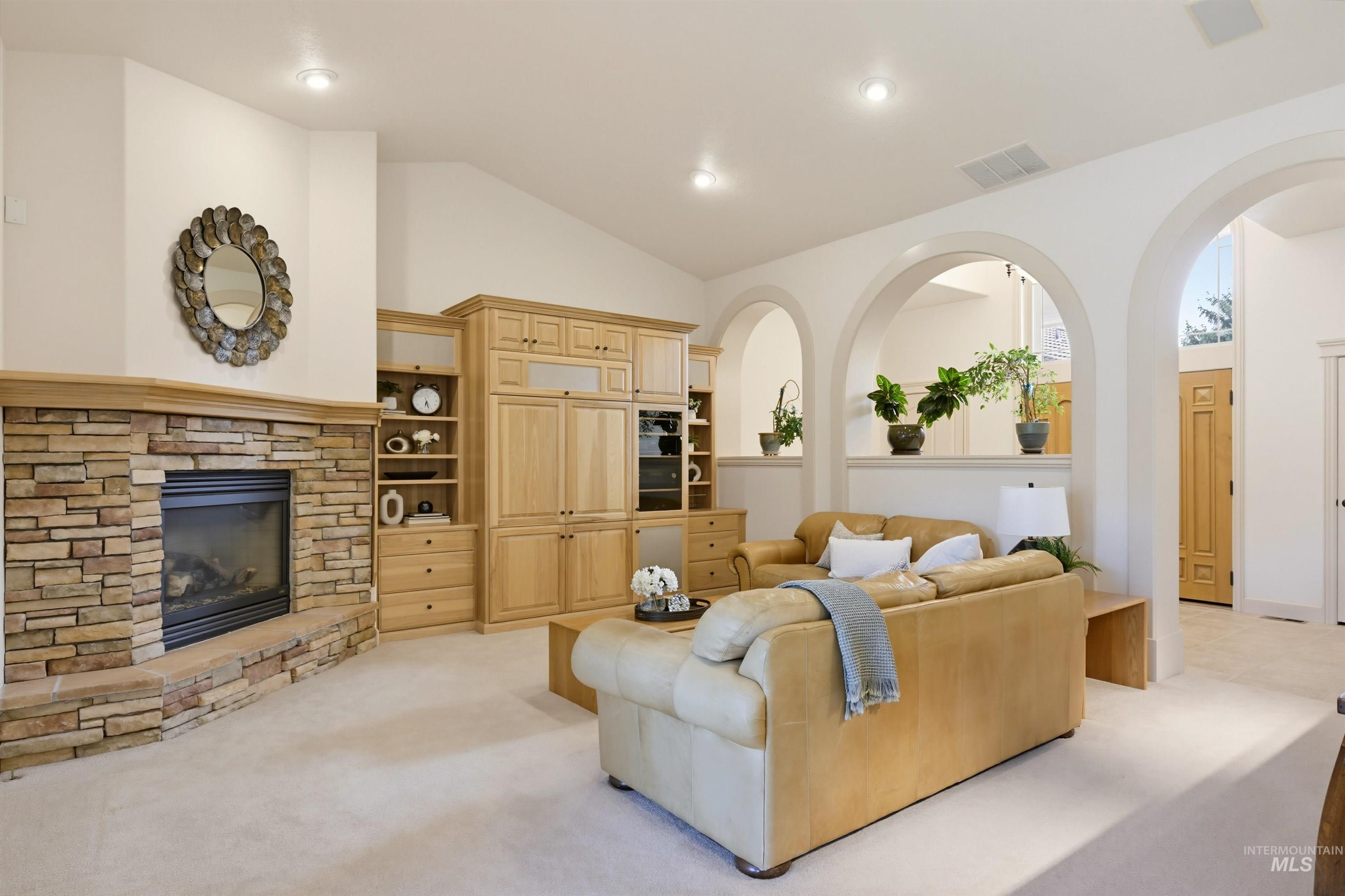 2554 W Sugar Crest Drive, Eagle, Idaho 83616, 4 Bedrooms, 3 Bathrooms, Residential For Sale, Price $1,599,000,MLS 98999773