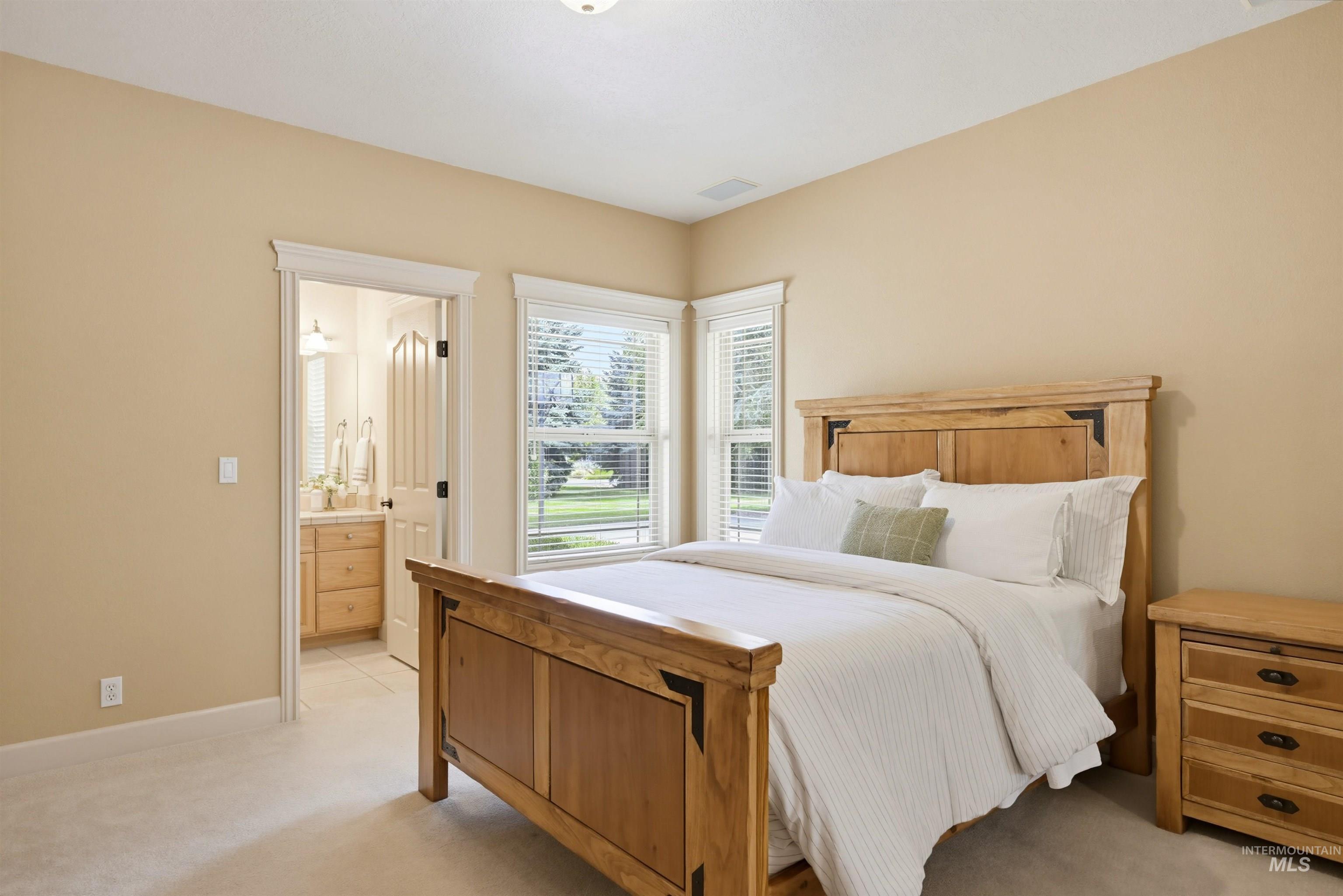 2554 W Sugar Crest Drive, Eagle, Idaho 83616, 4 Bedrooms, 3 Bathrooms, Residential For Sale, Price $1,599,000,MLS 98999773