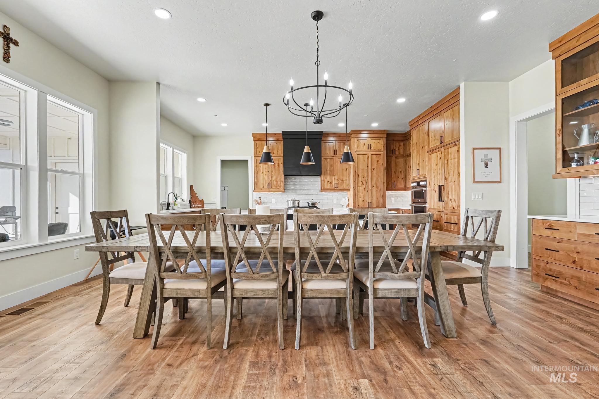 23871 Legends Ln, Caldwell, Idaho 83607, 6 Bedrooms, 3.5 Bathrooms, Residential For Sale, Price $1,500,000,MLS 98999774