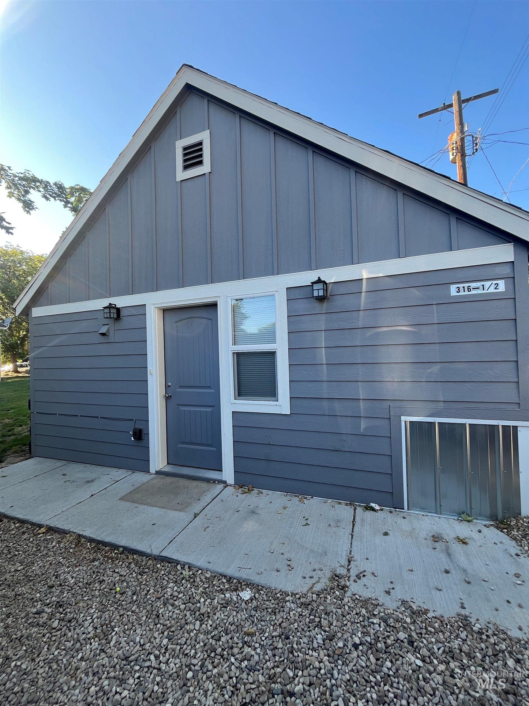 316 S Olive St, Nampa, Idaho 83686, 2 Bedrooms, 1 Bathroom, Residential Income For Sale, Price $449,900, 98999777